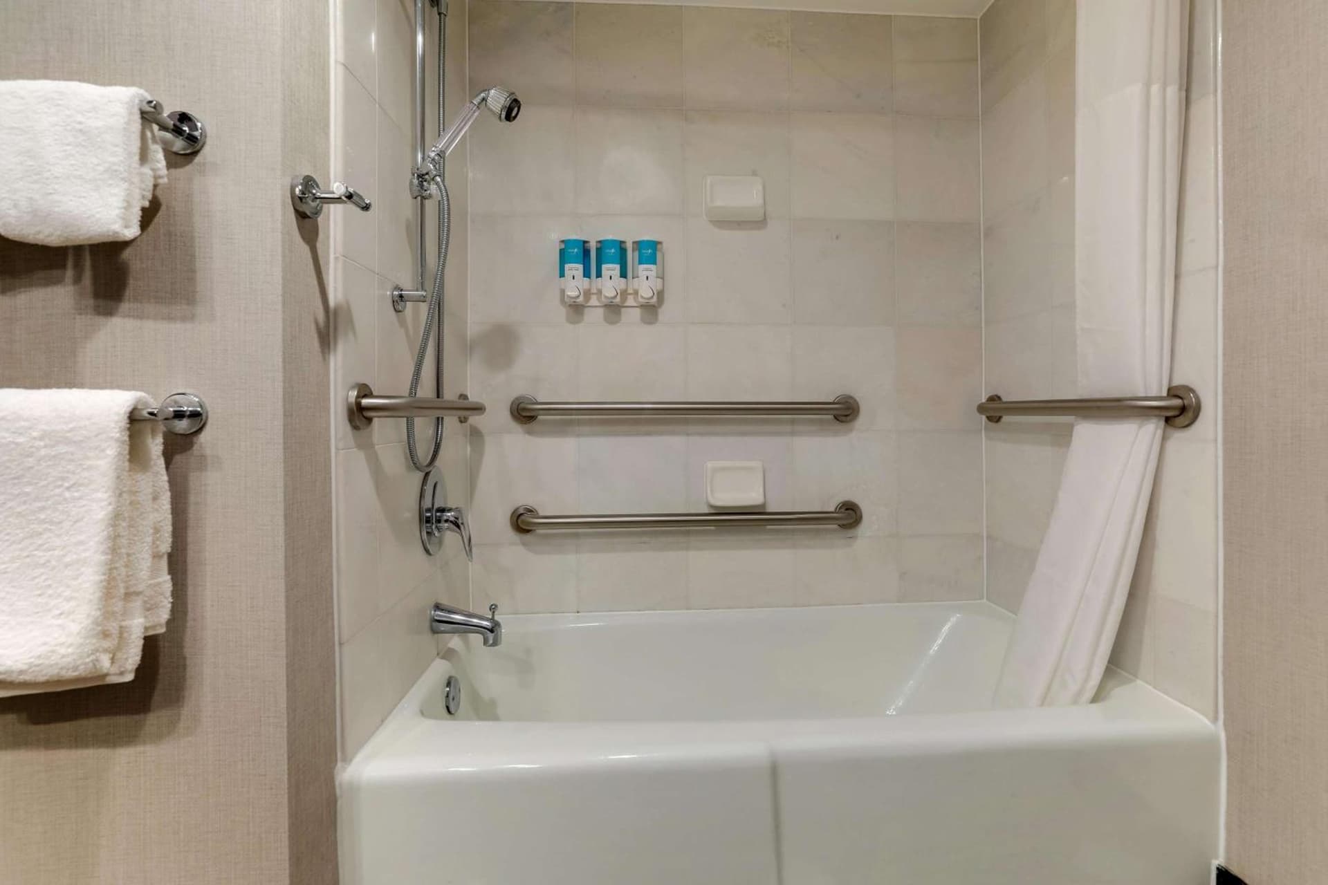 Drury Inn & Suites Atlanta Marietta gallery photo in Marietta, GA — image 27