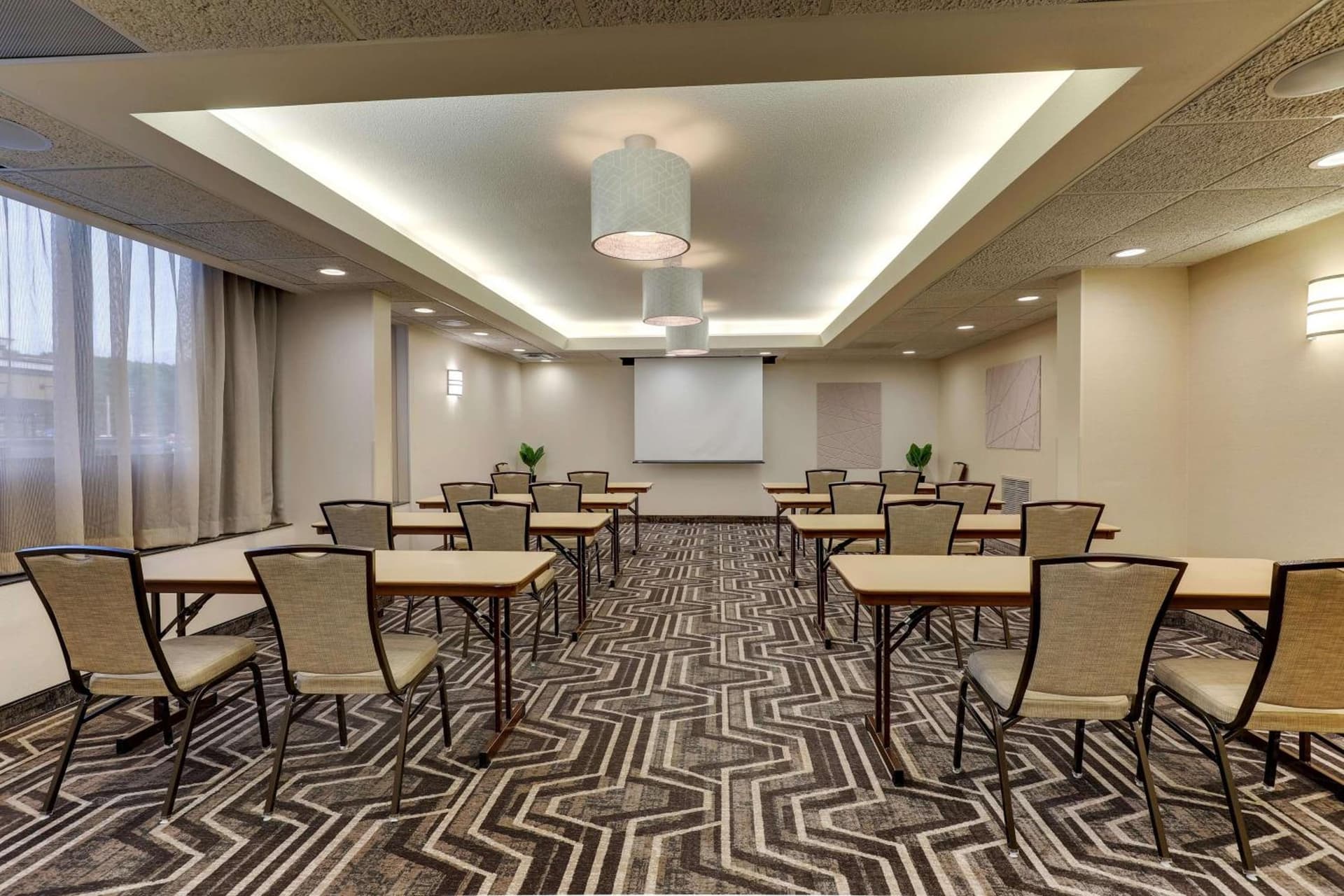 Drury Inn & Suites Atlanta Marietta gallery photo in Marietta, GA — image 20