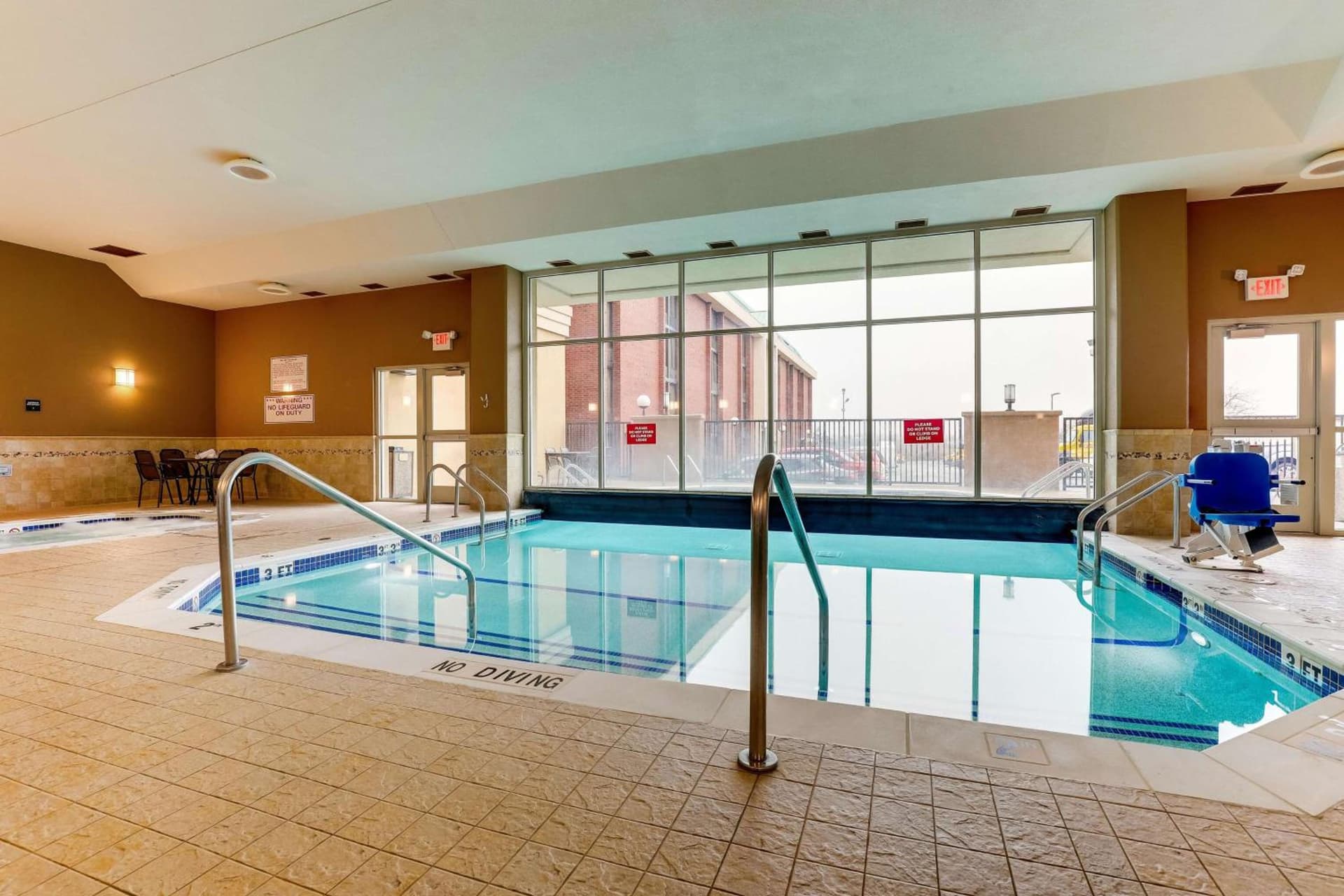 Drury Inn & Suites St. Louis Arnold gallery photo in Arnold, MO — image 9