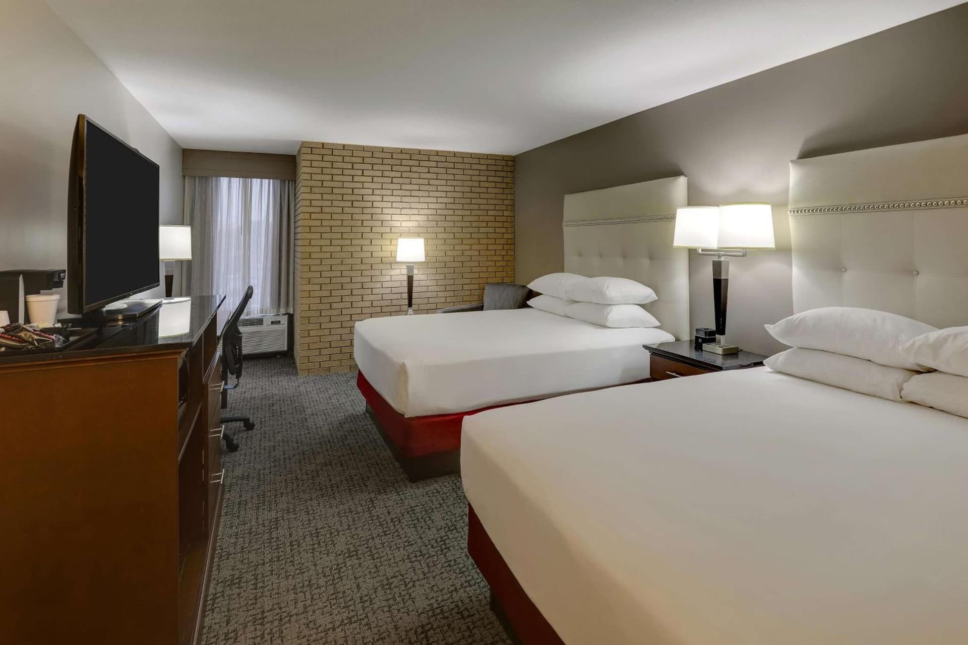 Drury Inn & Suites Columbus Dublin gallery photo in Dublin, OH — image 12