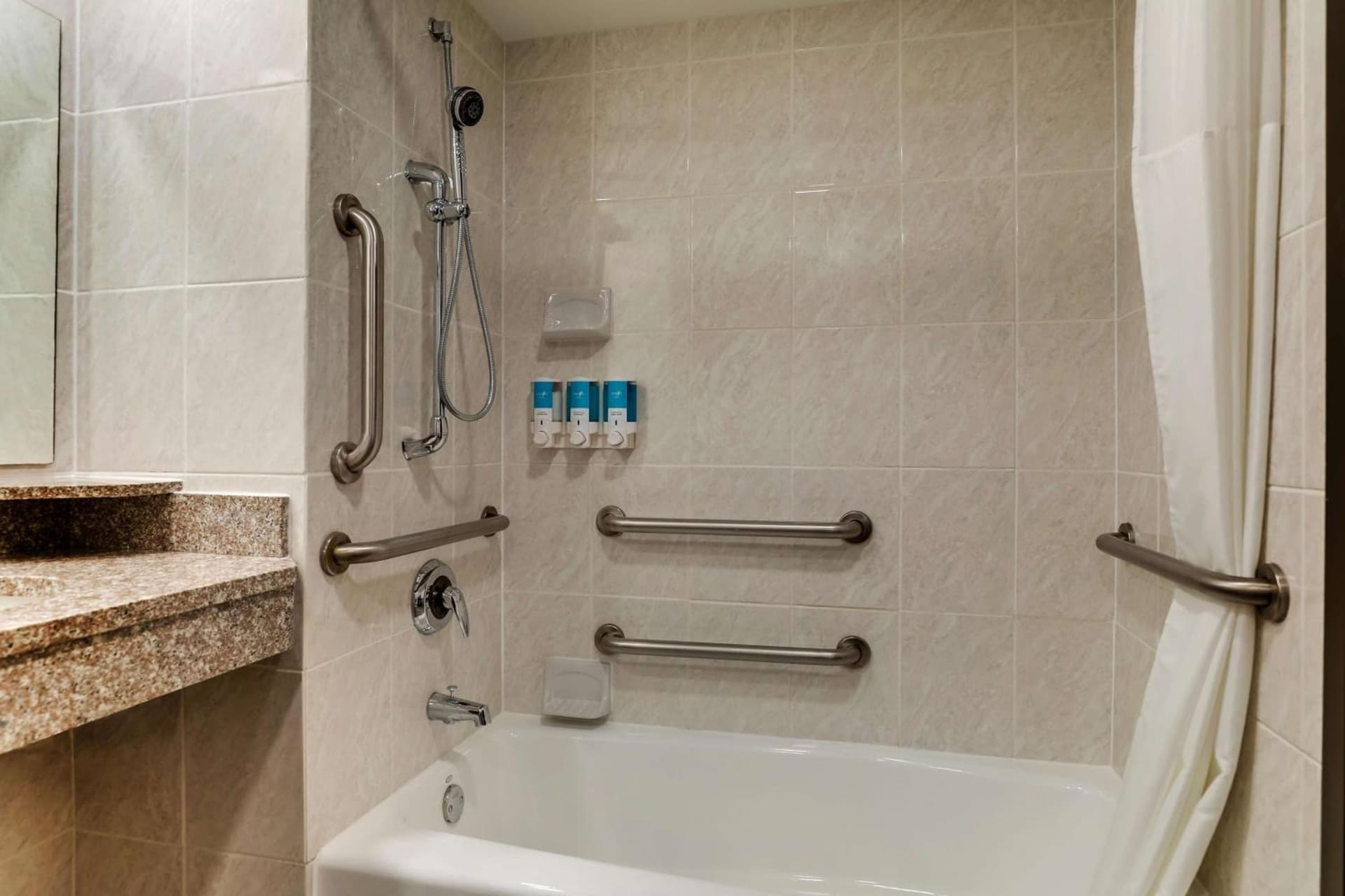 Drury Inn & Suites Columbus Dublin gallery photo in Dublin, OH — image 28