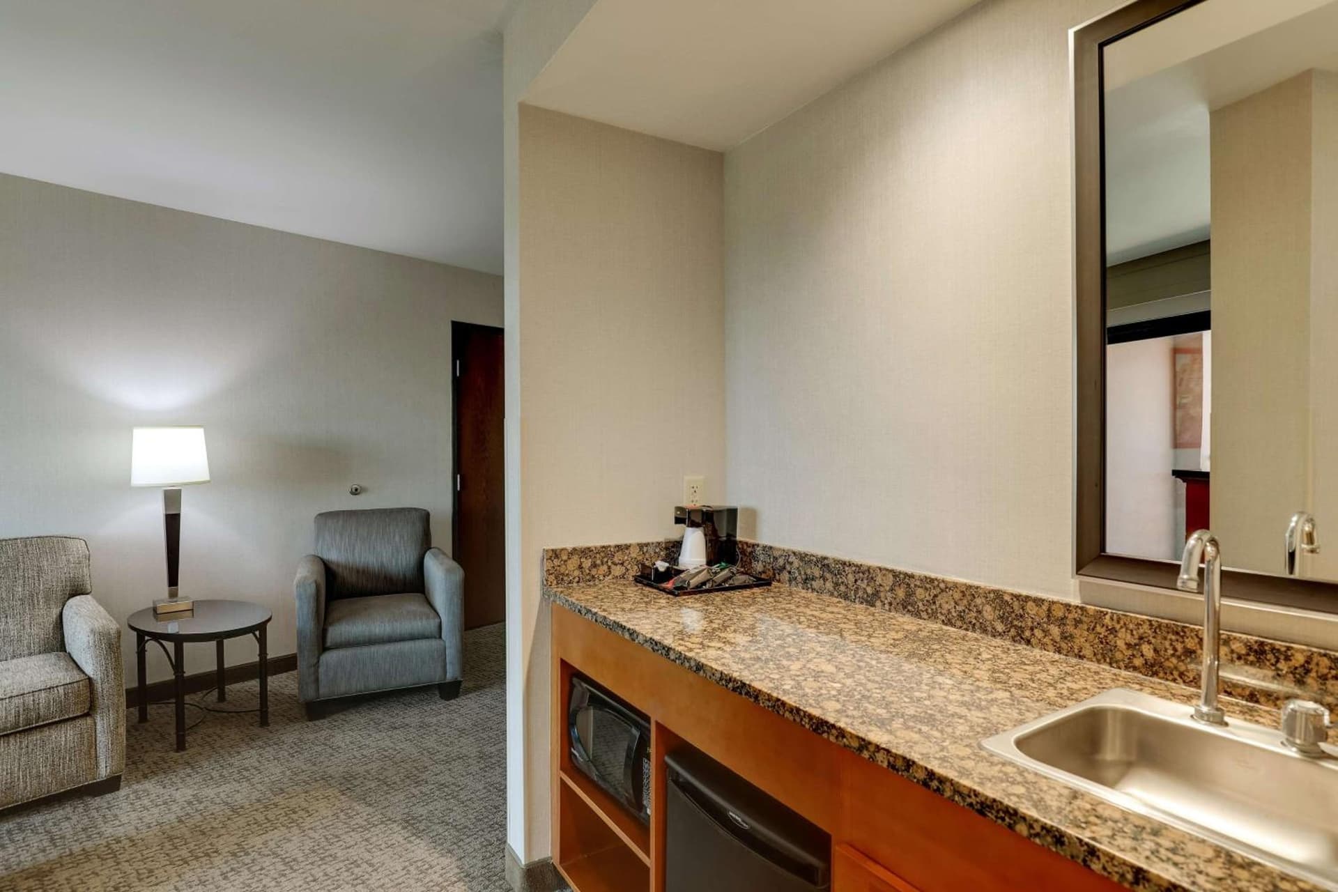 Drury Inn & Suites Phoenix Airport gallery photo in Phoenix, AZ — image 51