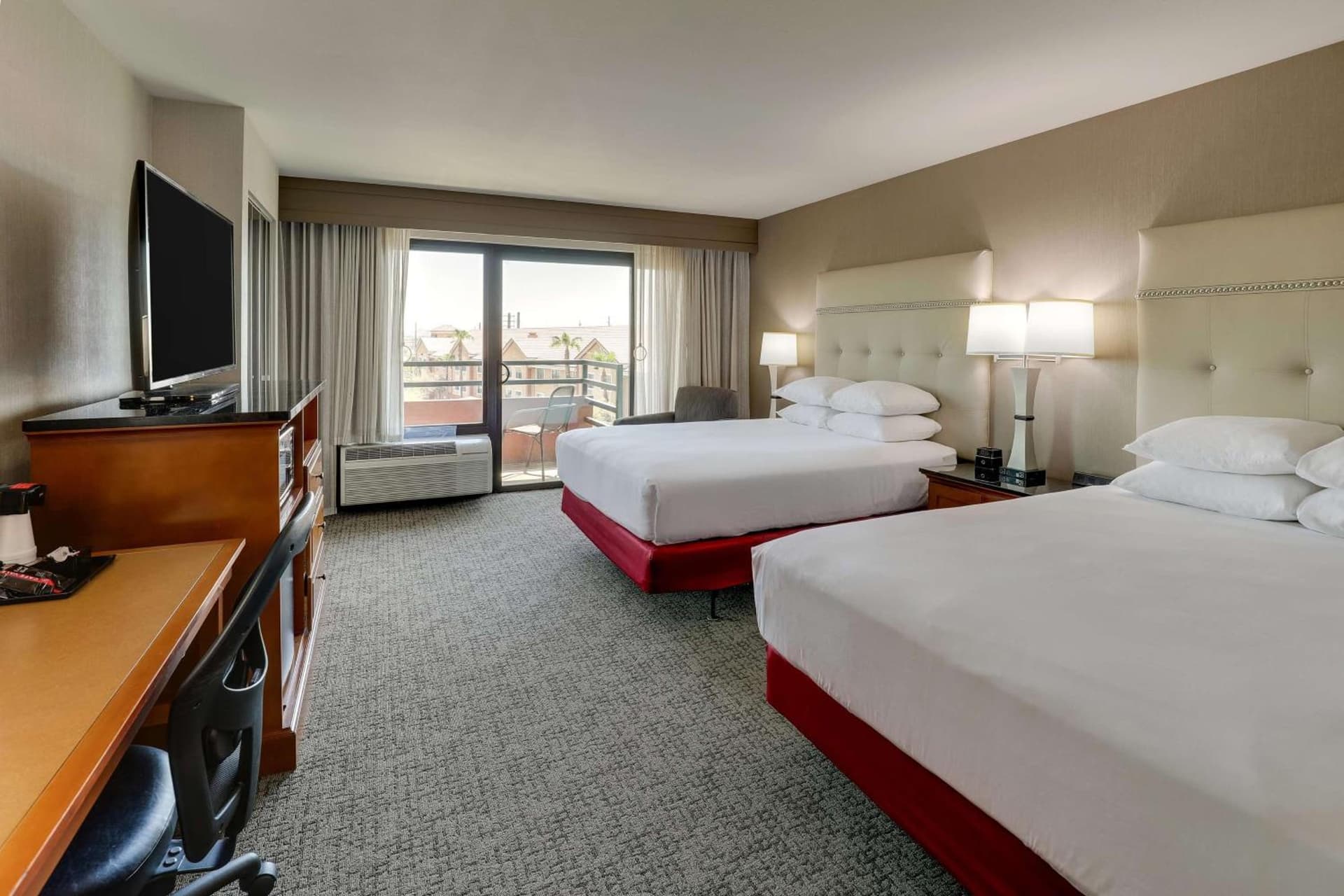 Drury Inn & Suites Phoenix Airport gallery photo in Phoenix, AZ — image 36