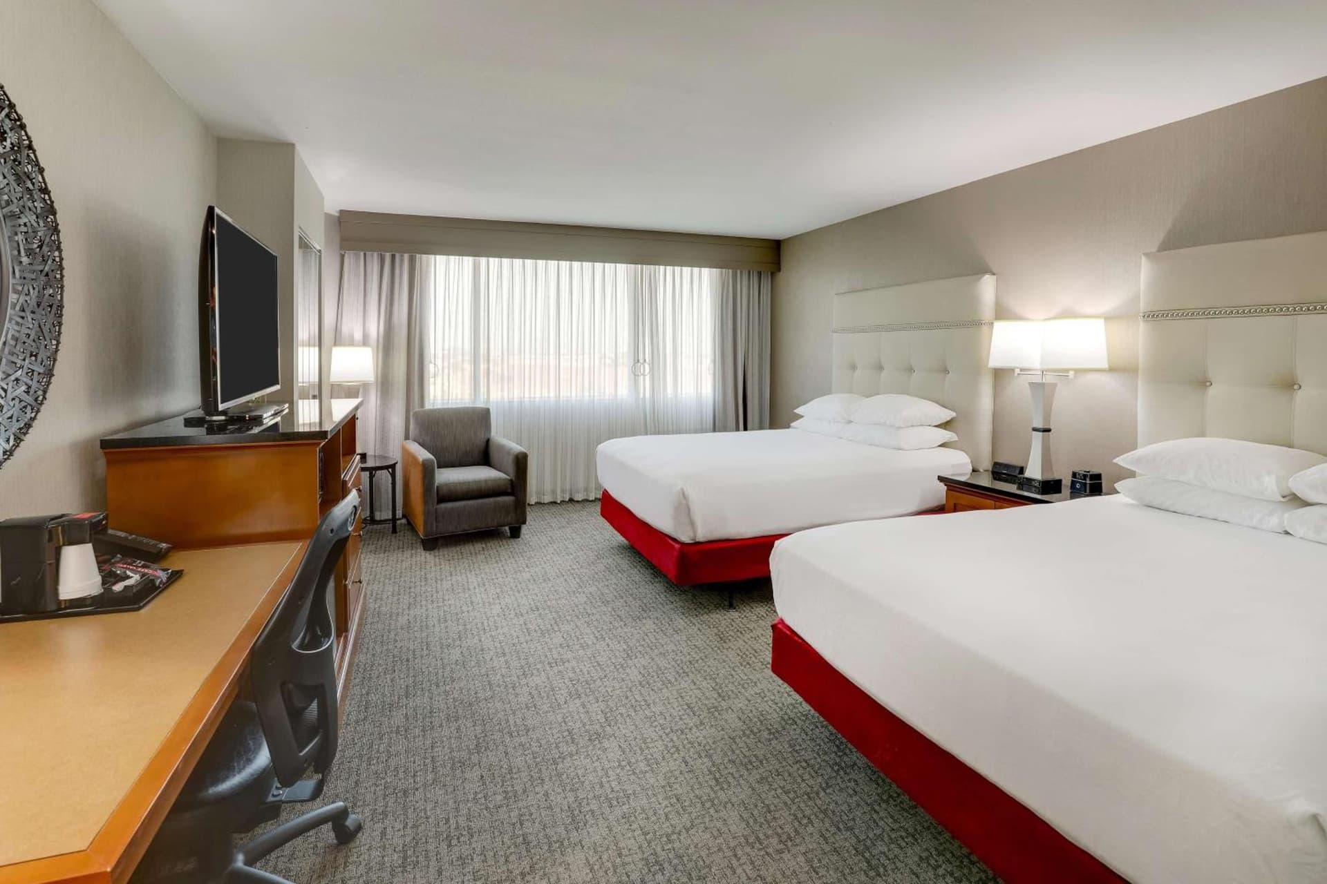Drury Inn & Suites Phoenix Airport gallery photo in Phoenix, AZ — image 18