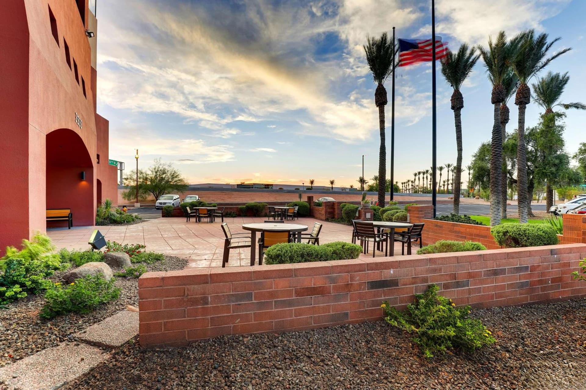 Drury Inn & Suites Phoenix Airport gallery photo in Phoenix, AZ — image 63