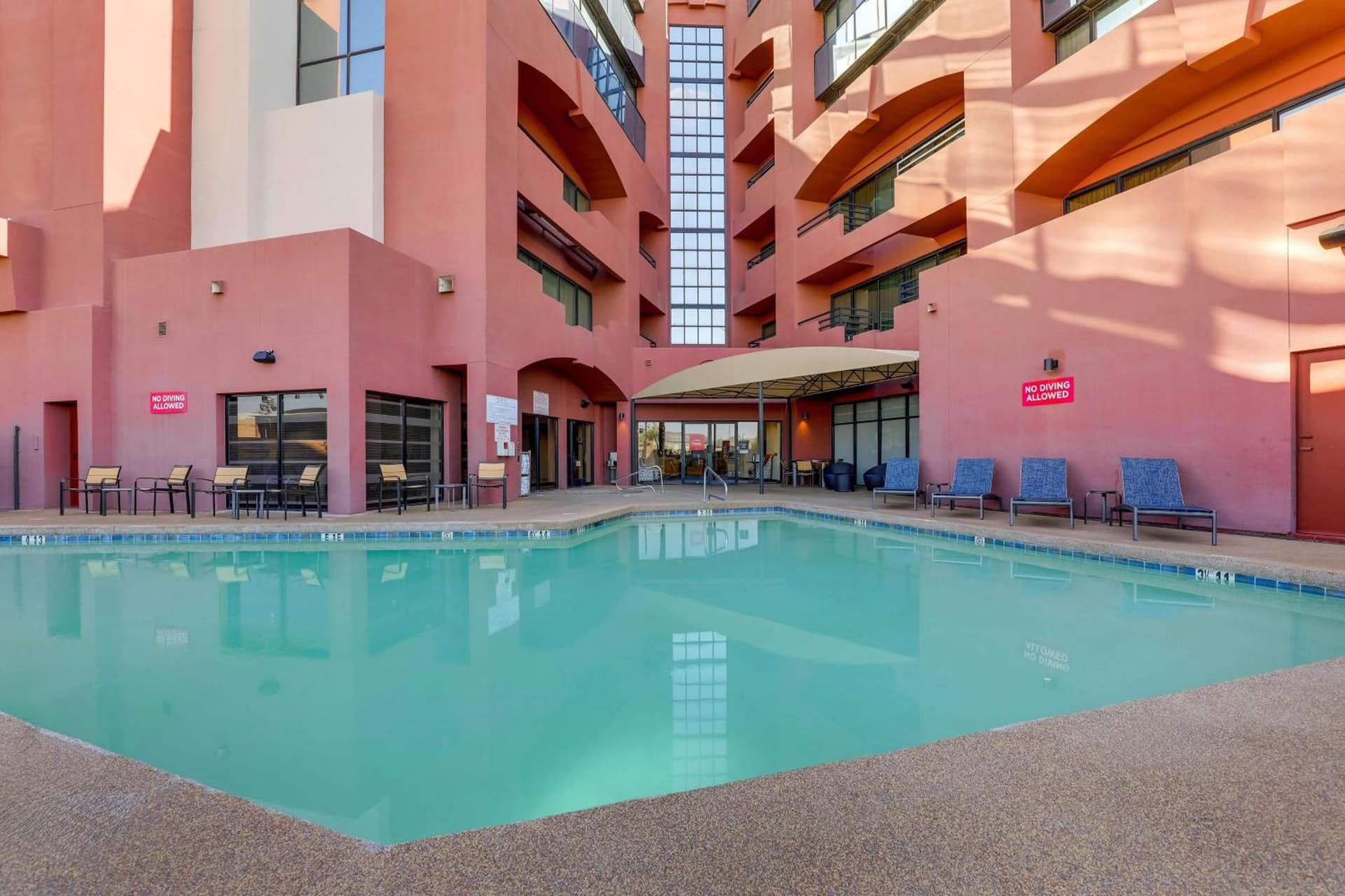Drury Inn & Suites Phoenix Airport gallery photo in Phoenix, AZ — image 22