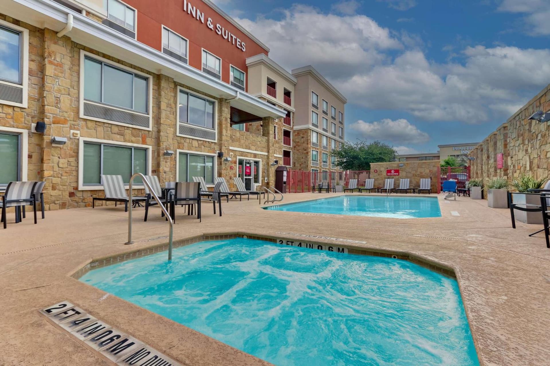 Wyndham Garden San Antonio Airport property views in San Antonio, TX — gallery photo 3