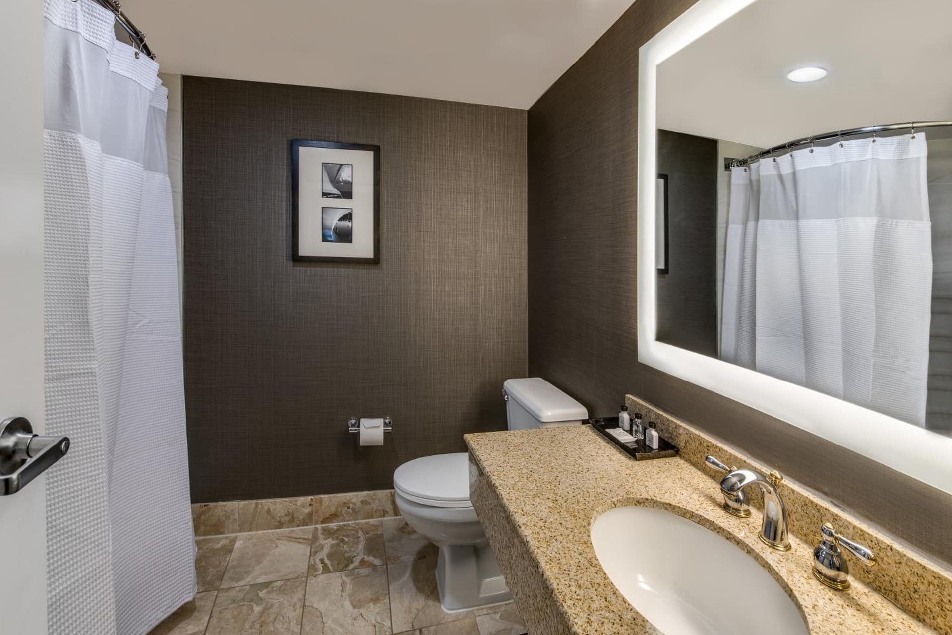 Crowne Plaza Annapolis by IHG gallery photo in Annapolis, MD — image 65