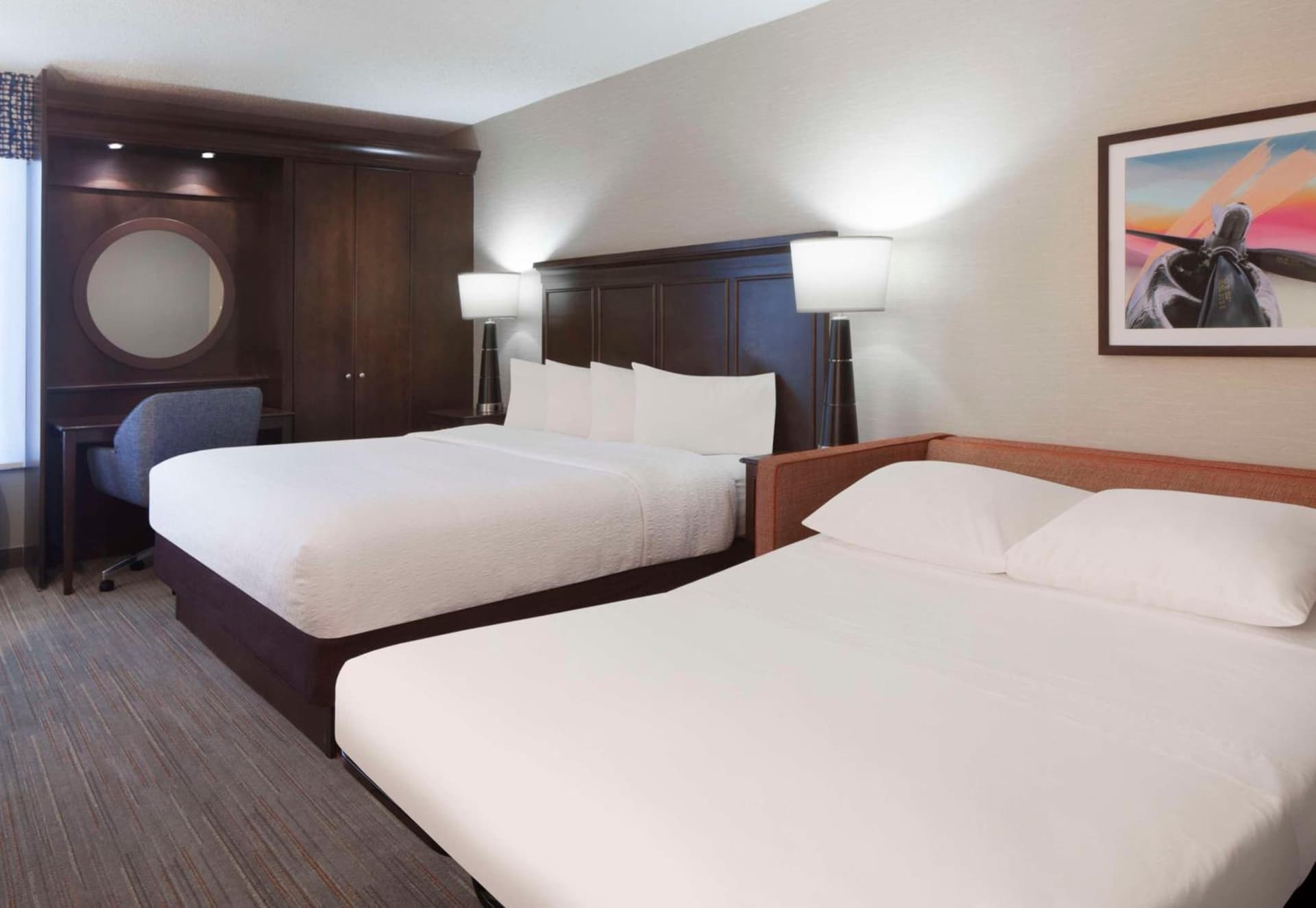 Hampton Inn Evansville interior in Evansville, IN — gallery photo 2