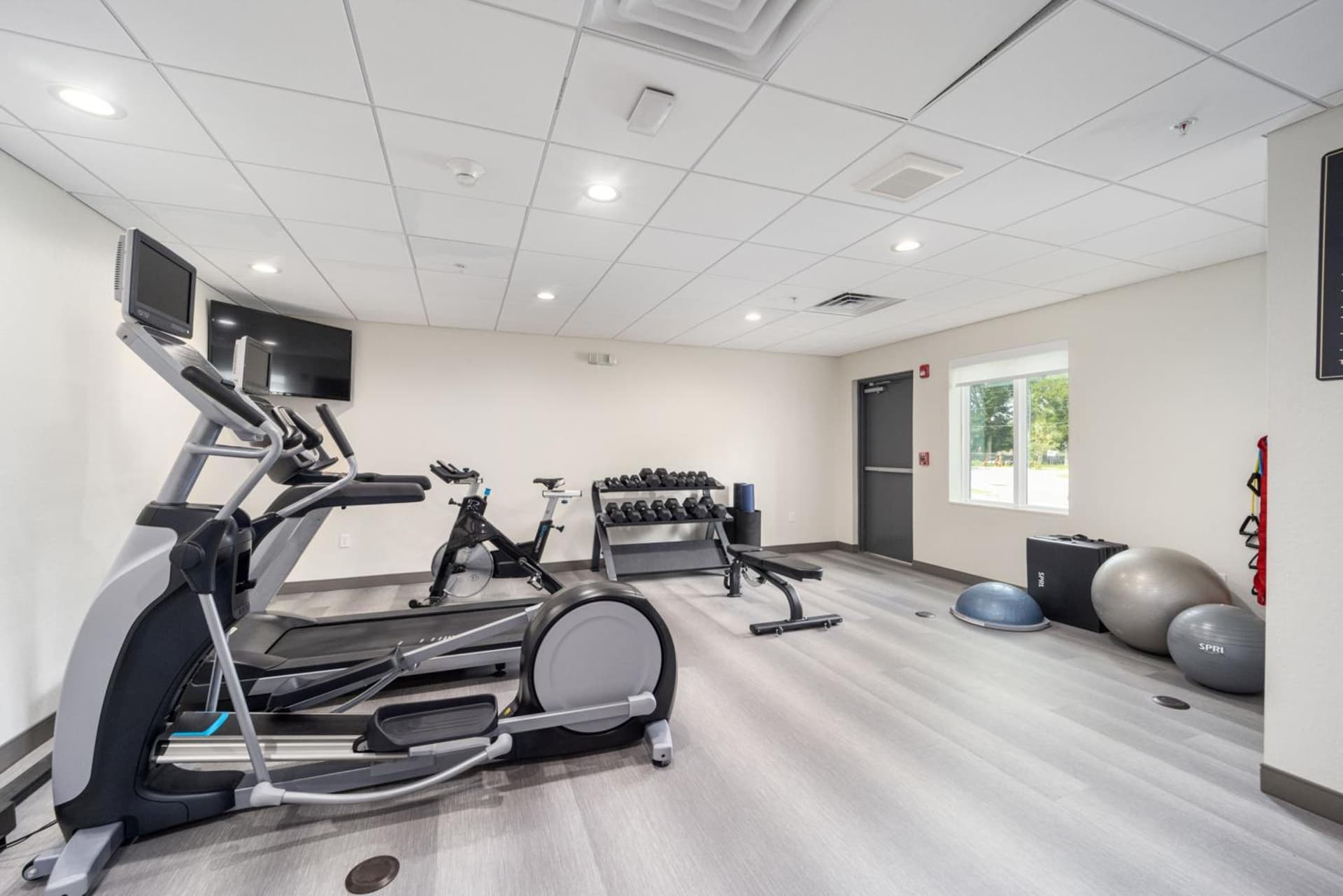 Candlewood Suites - Ocala I-75 by IHG gallery photo in Ocala, FL — image 42