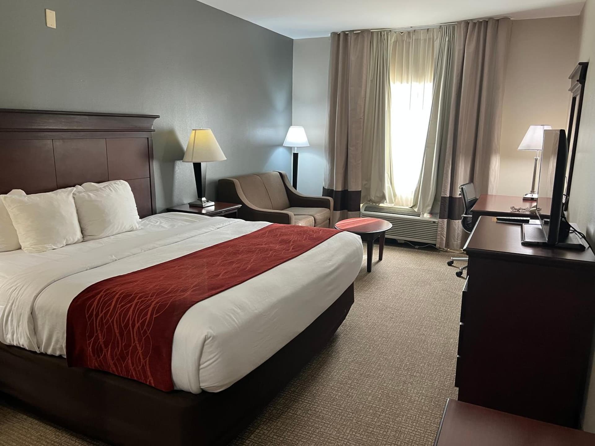 Comfort Inn I-49 South property views in Shreveport, LA — gallery photo 3