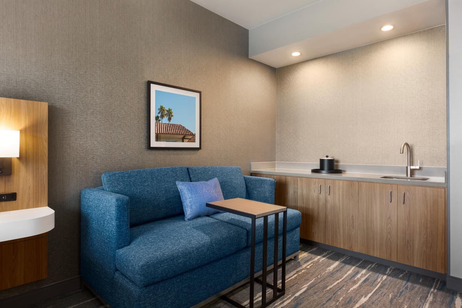 Hampton Inn & Suites San Mateo-San Francisco Airport gallery photo in San Mateo, CA — image 17