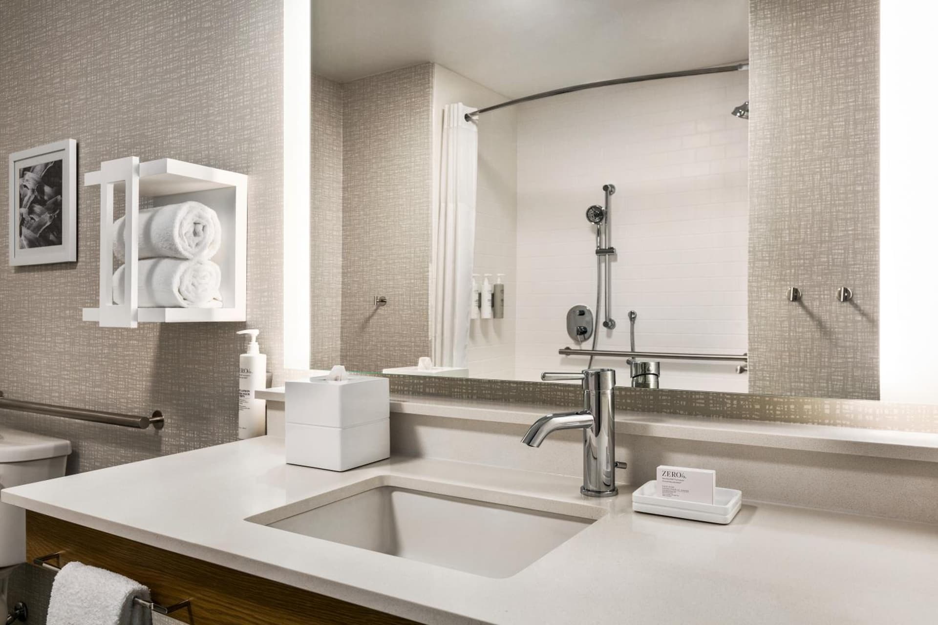 Hampton Inn & Suites San Mateo-San Francisco Airport gallery photo in San Mateo, CA — image 18
