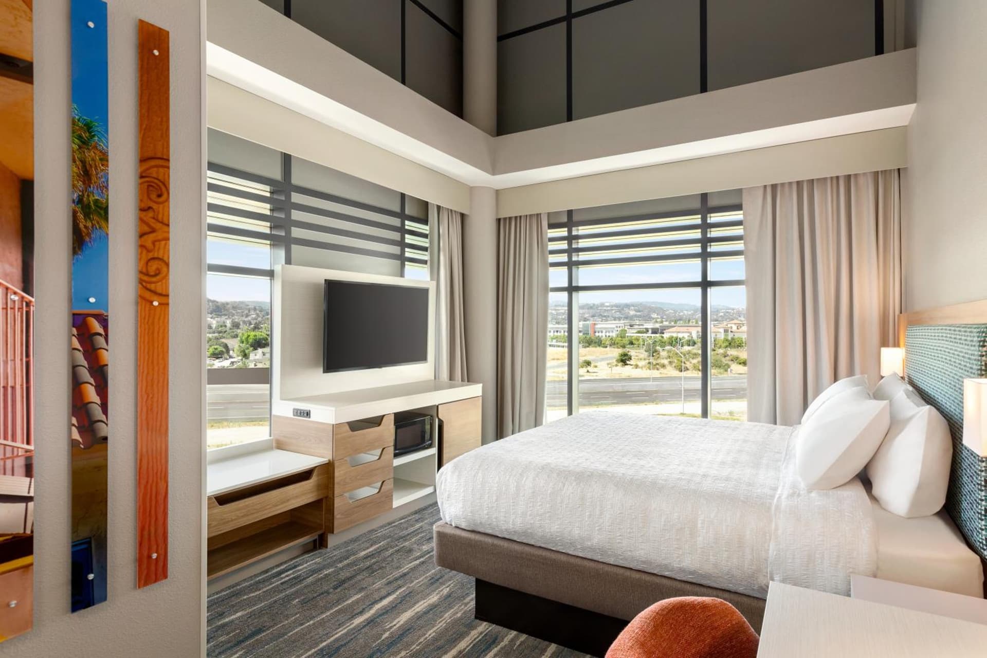 Hampton Inn & Suites San Mateo-San Francisco Airport gallery photo in San Mateo, CA — image 24