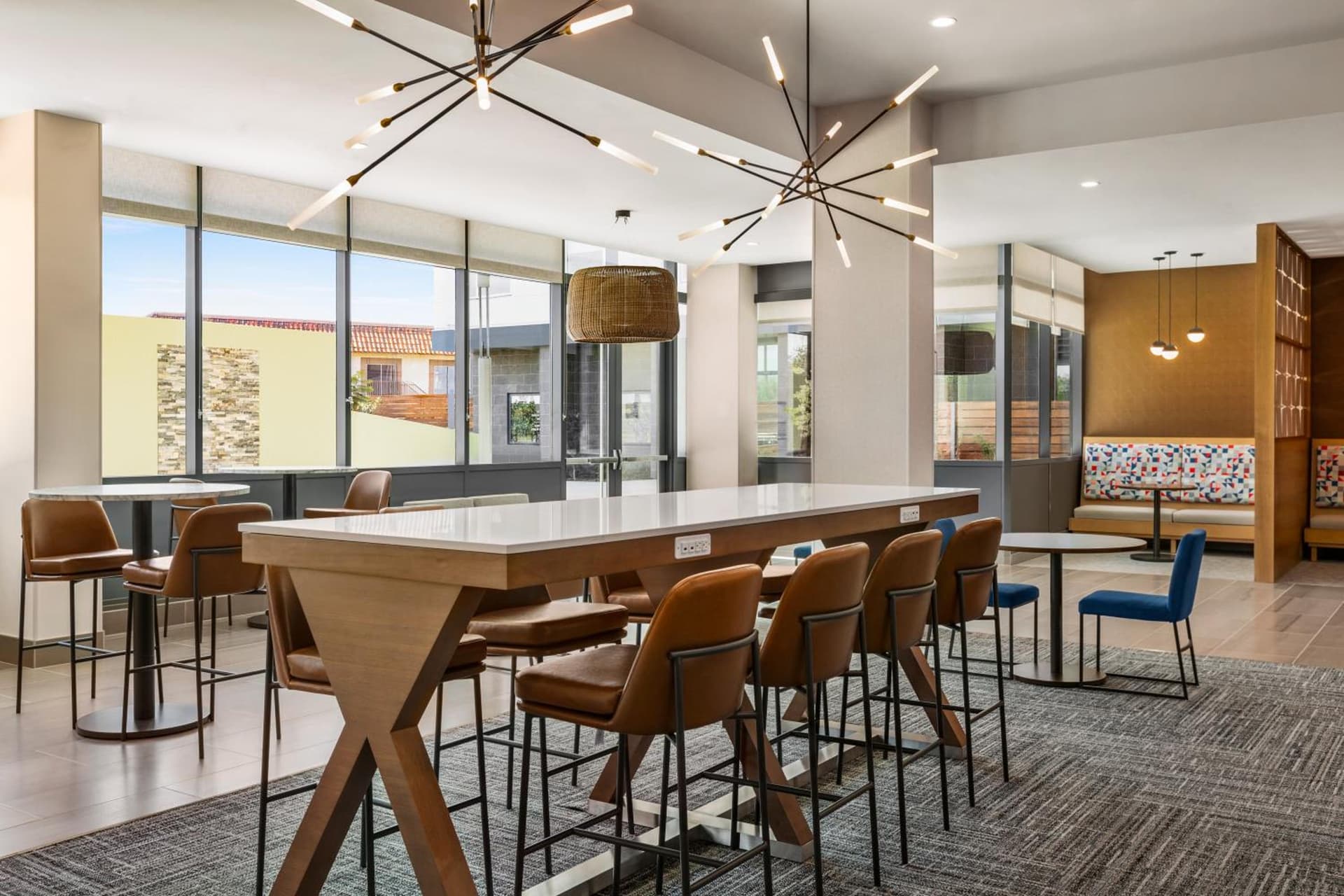 Hampton Inn & Suites San Mateo-San Francisco Airport gallery photo in San Mateo, CA — image 10