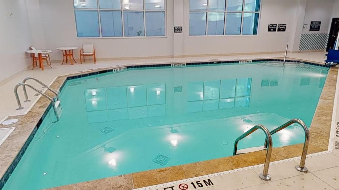 Courtyard by Marriott Atlanta Dunwoody property views in Atlanta, GA — gallery photo 3