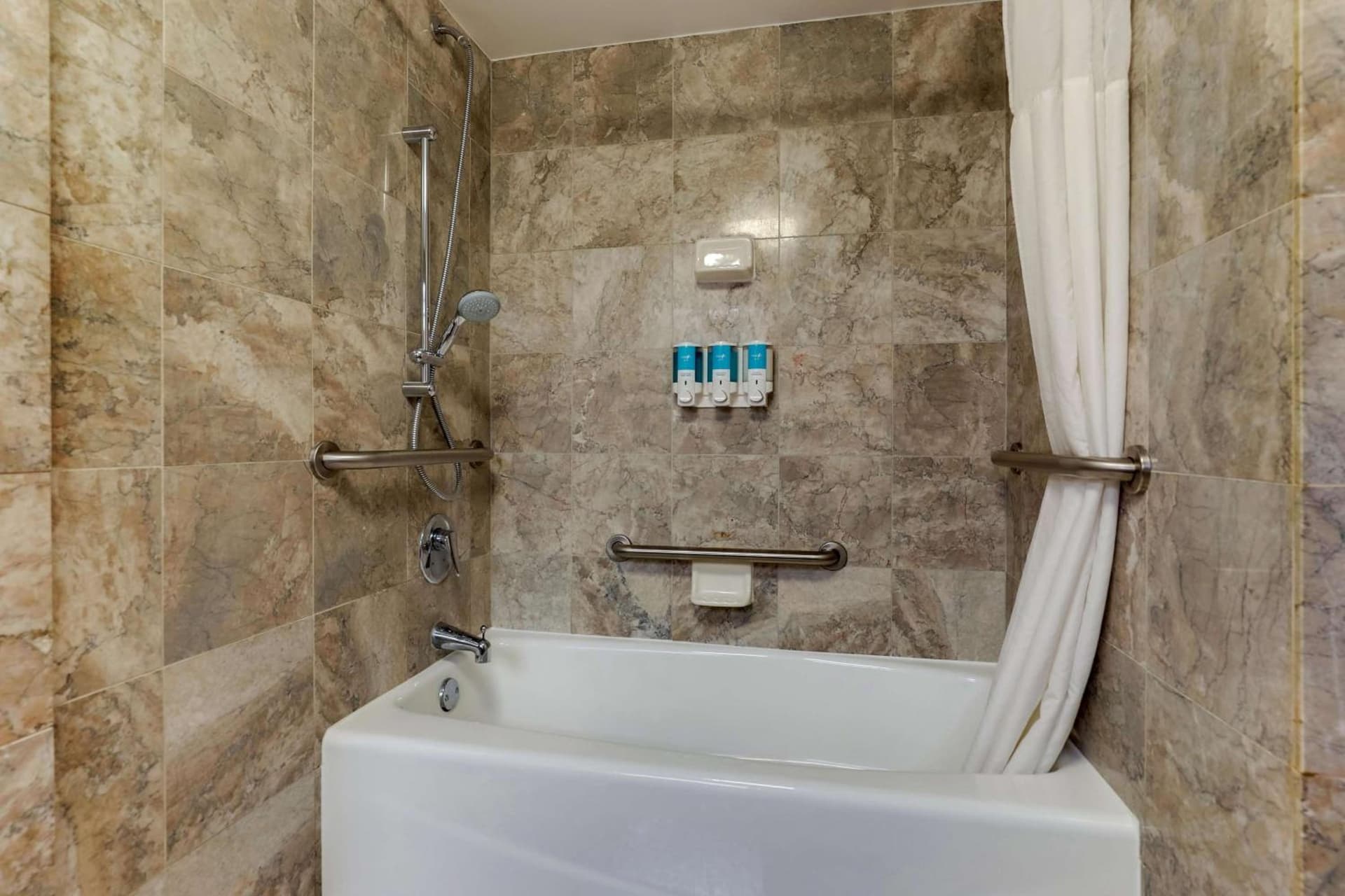 Drury Plaza Hotel New Orleans gallery photo in New Orleans, LA — image 20