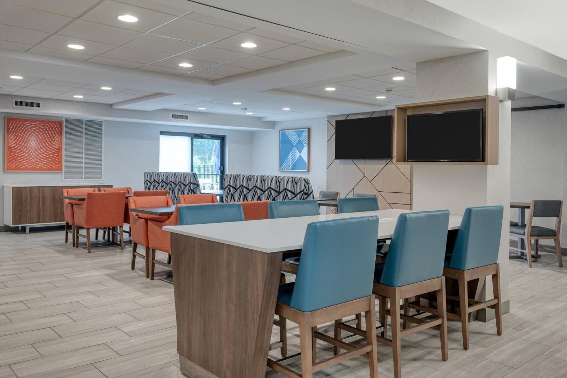 Holiday Inn Express & Suites Wadsworth by IHG gallery photo in Wadsworth, OH — image 26