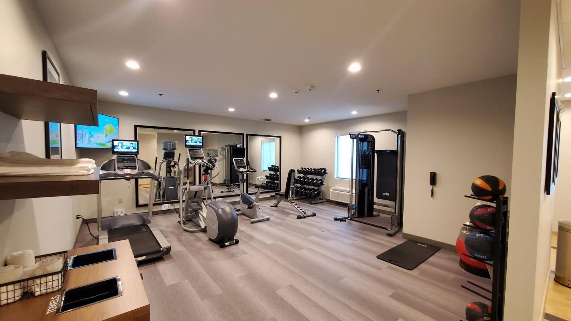 Candlewood Suites - Lake Charles South by IHG gallery photo in Lake Charles, LA — image 6