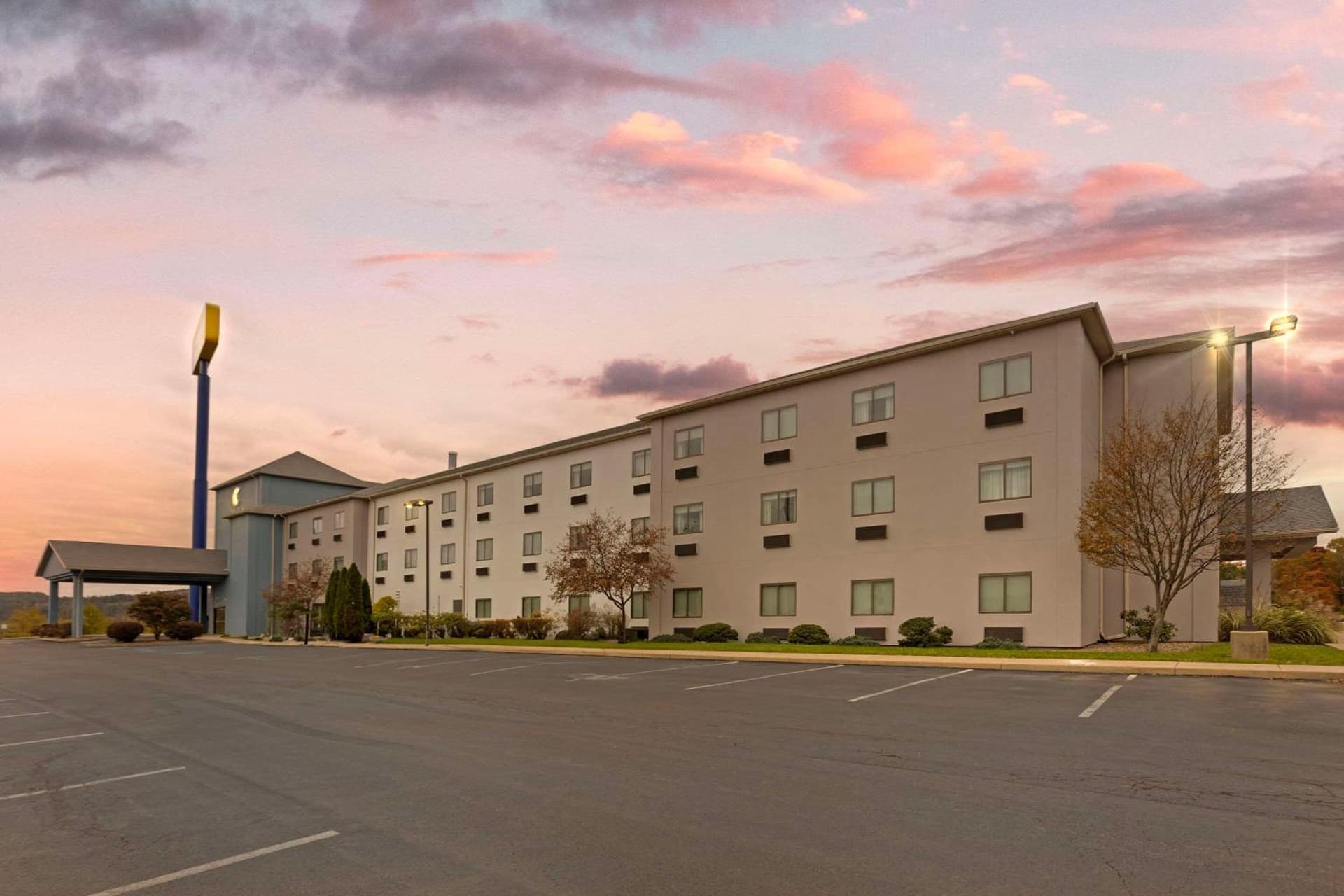 Comfort Suites Bloomsburg property views in Bloomsburg, PA — gallery photo 3