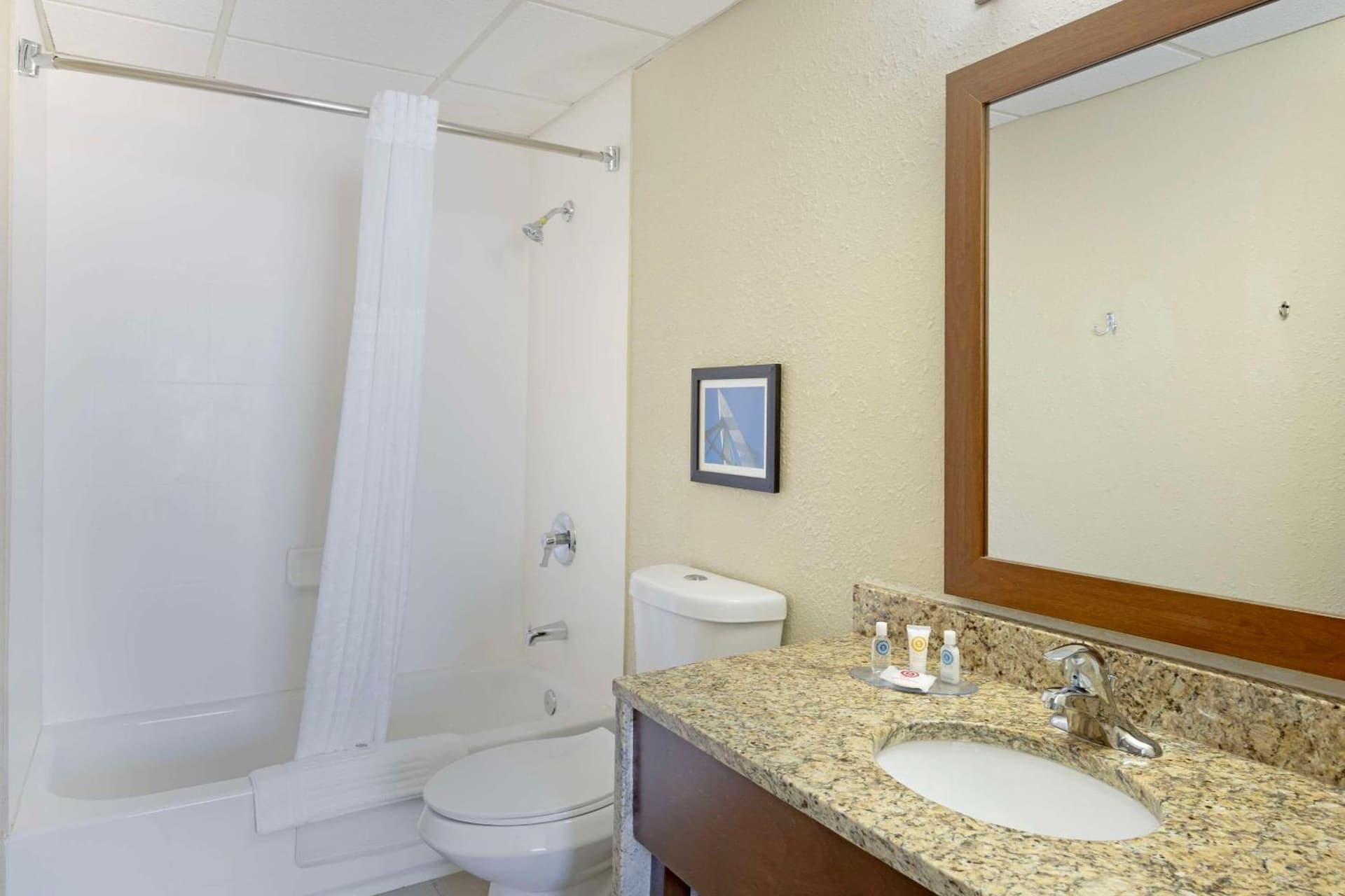 Comfort Inn & Suites Wichita Northeast gallery photo in Wichita, KS — image 25