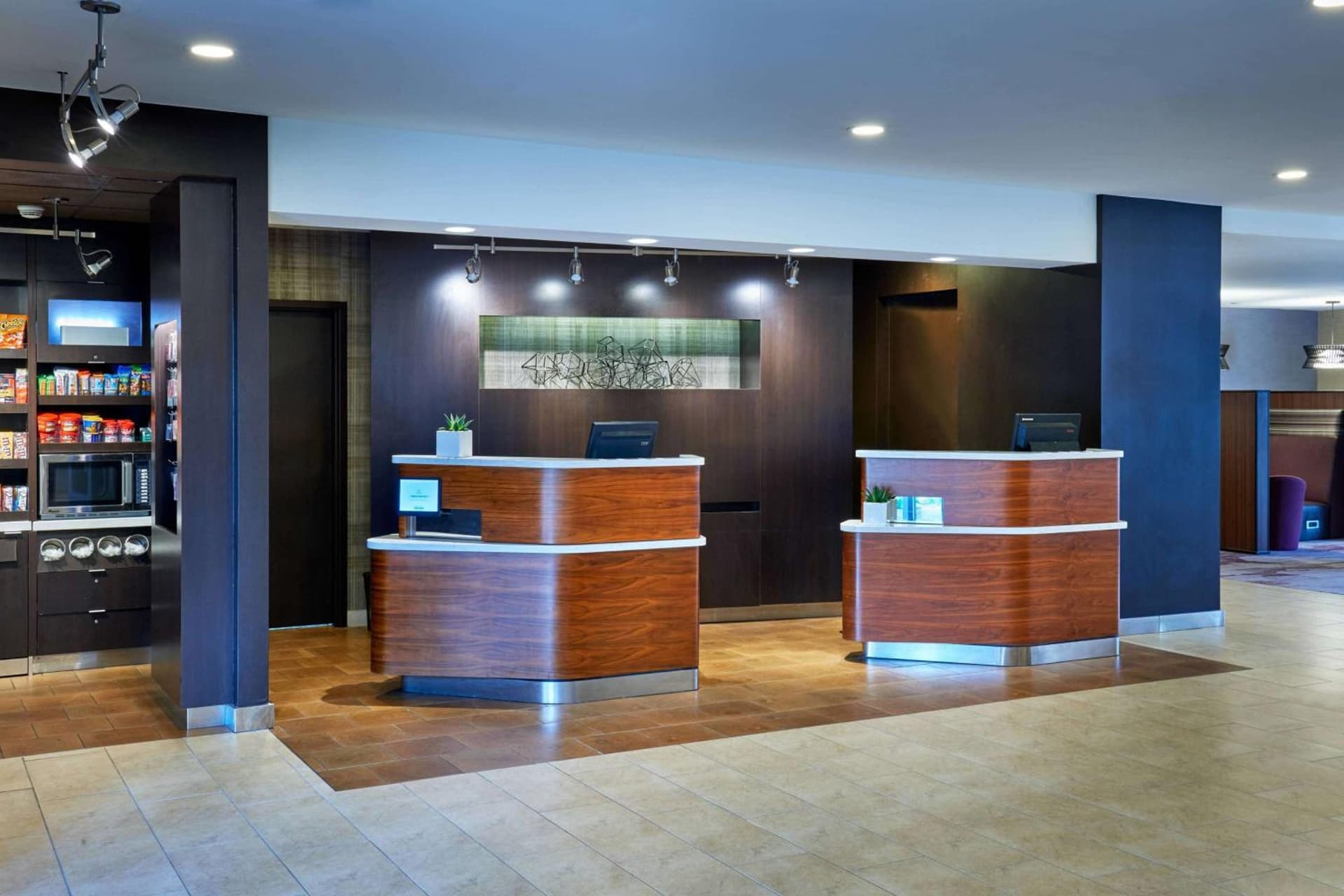Sonesta Select Minneapolis Eden Prairie property views in Eden Prairie, MN — gallery photo 3