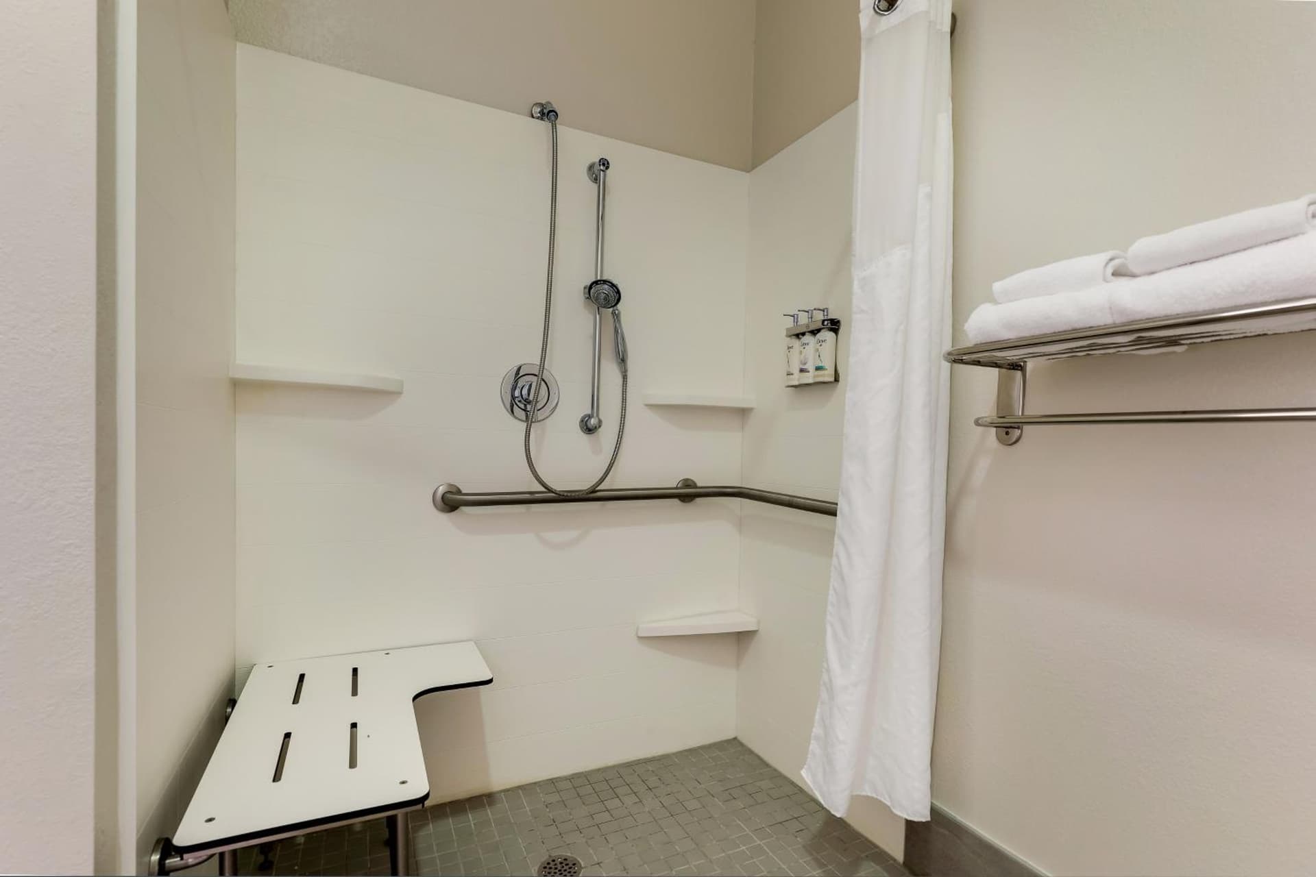 Holiday Inn Express Leland - Wilmington Area by IHG gallery photo in Leland, NC — image 46