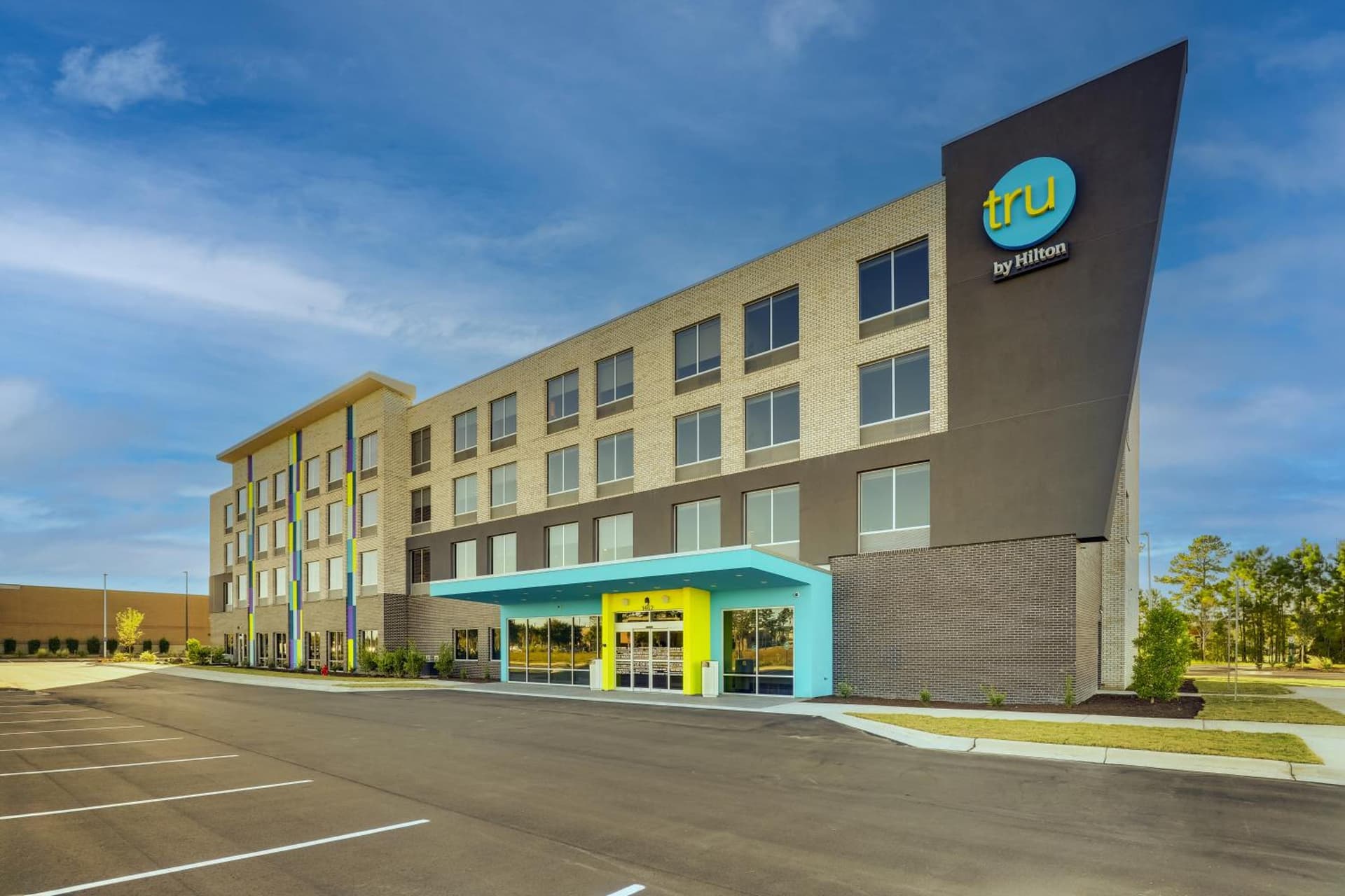 Tru By Hilton Leland Wilmington gallery photo in Leland, NC — image 18