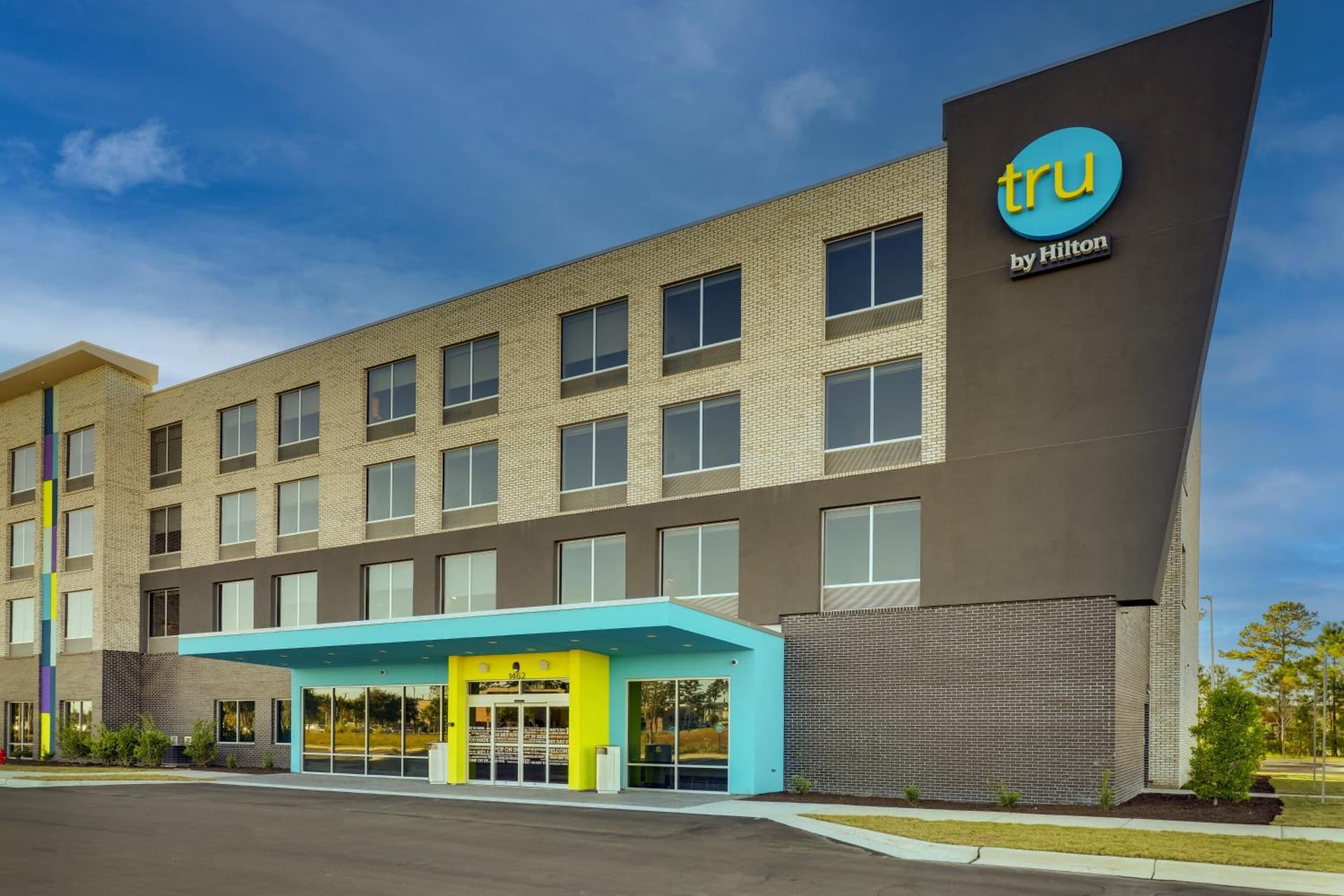 Tru By Hilton Leland Wilmington interior in Leland, NC — gallery photo 2