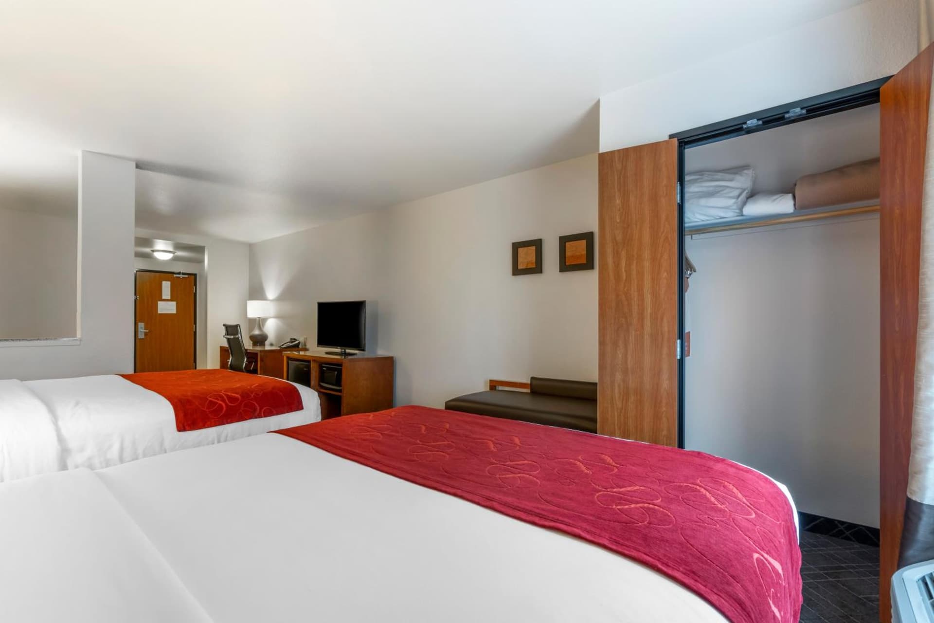 Comfort Suites Redding - Shasta Lake gallery photo in Redding, CA — image 39