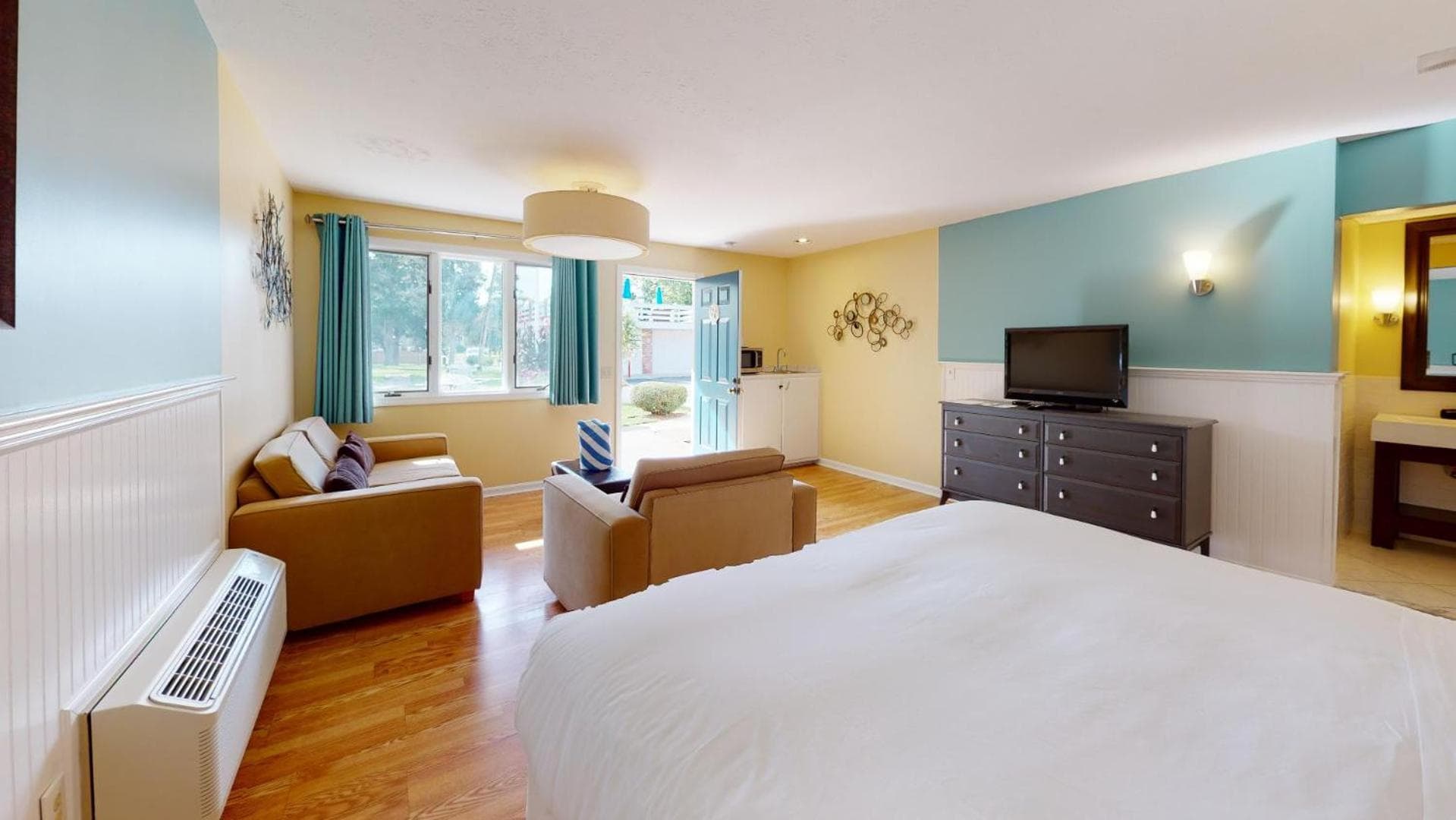 Breezeway Boutique Hotel gallery photo in Westerly, RI — image 65
