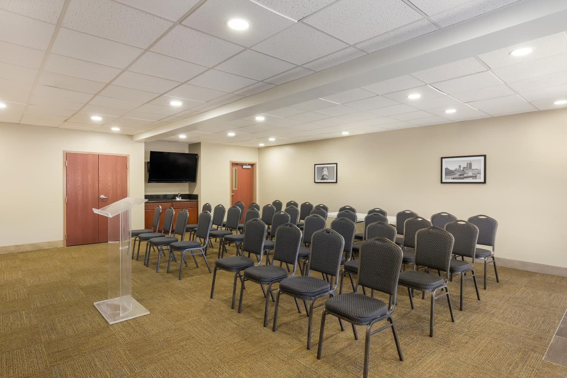 Sleep Inn & Suites North Mobile Saraland gallery photo in Saraland, AL — image 11