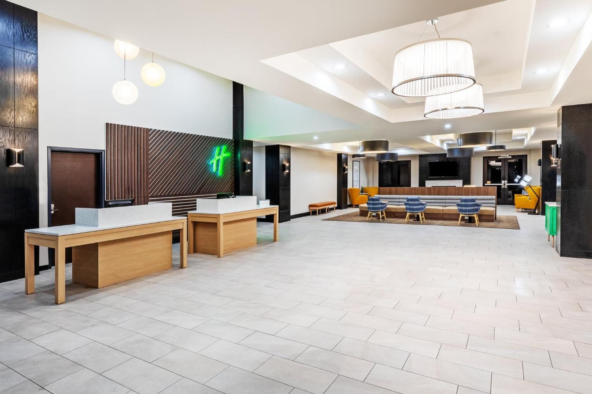 Holiday Inn Hotel & Suites Tulsa South by IHG gallery photo in Tulsa, OK — image 64