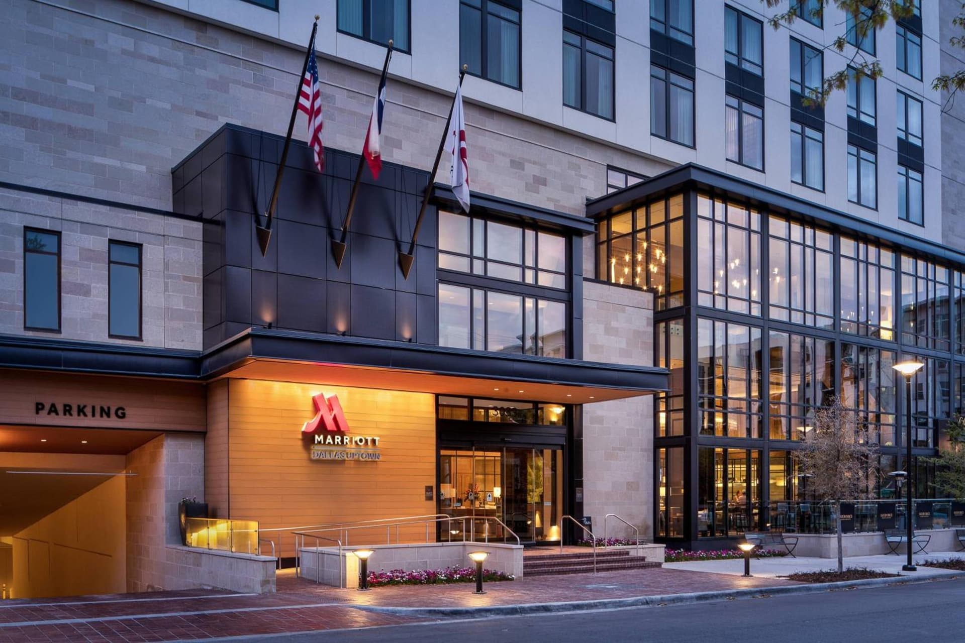Marriott Dallas Uptown interior in Dallas, TX — gallery photo 2