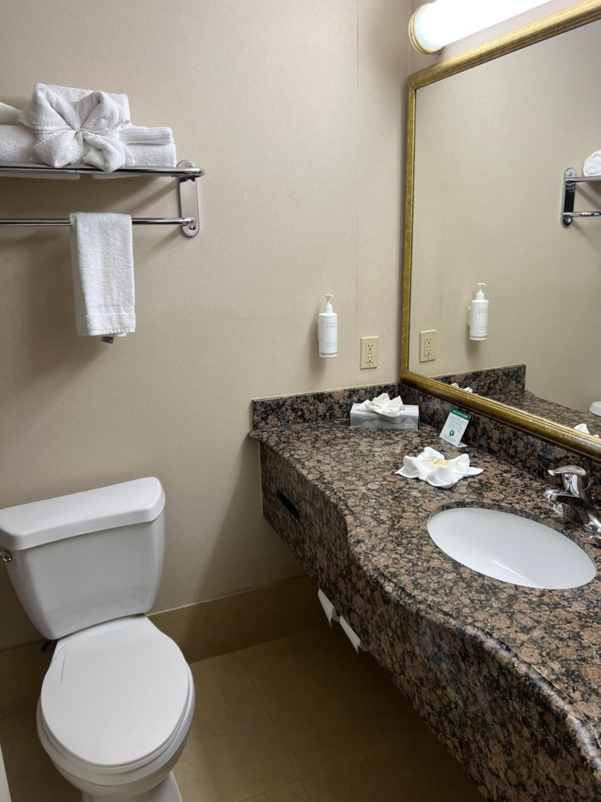 Hotel Xola gallery photo in Moreno Valley, CA — image 6