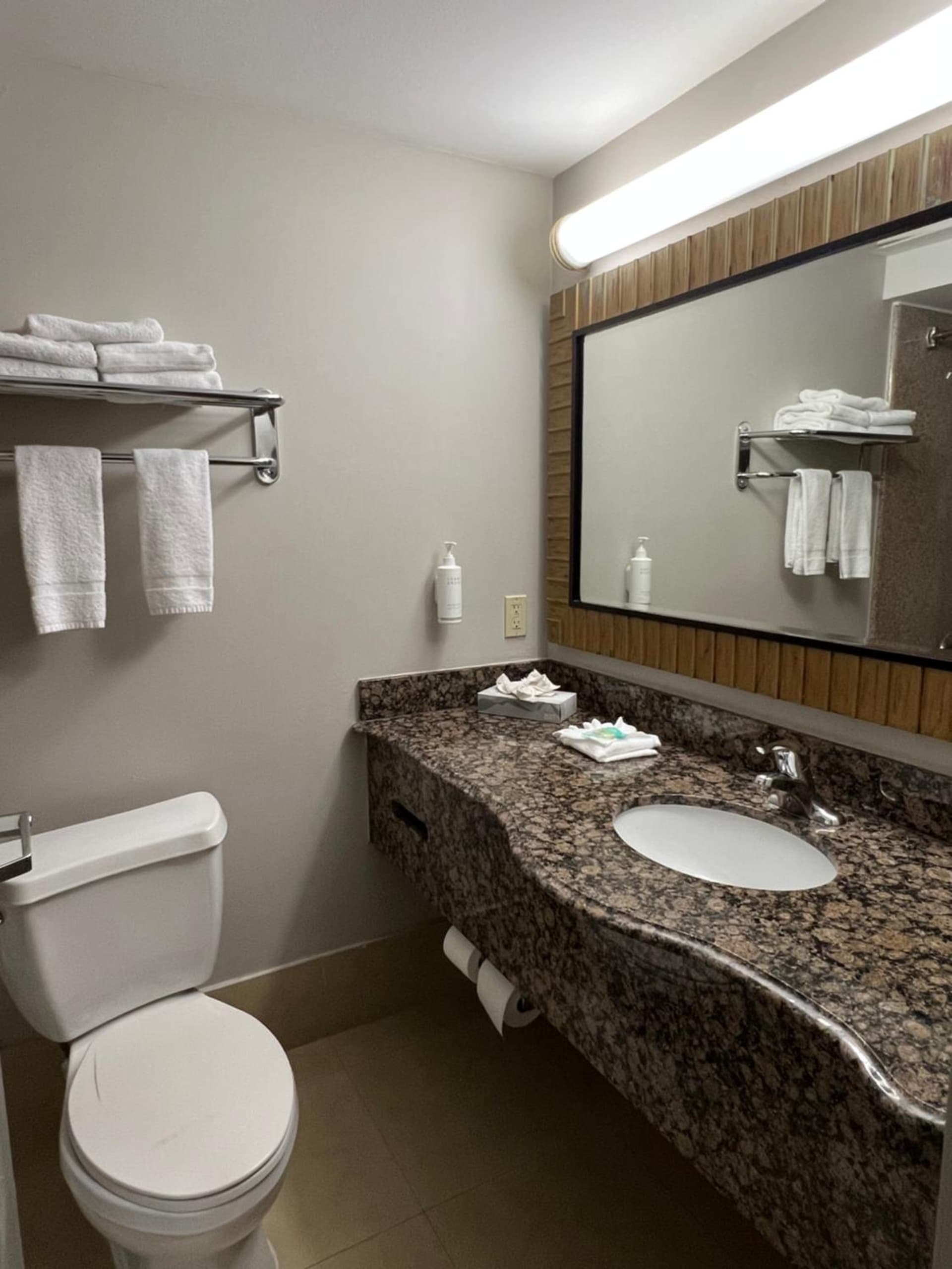 Hotel Xola gallery photo in Moreno Valley, CA — image 13