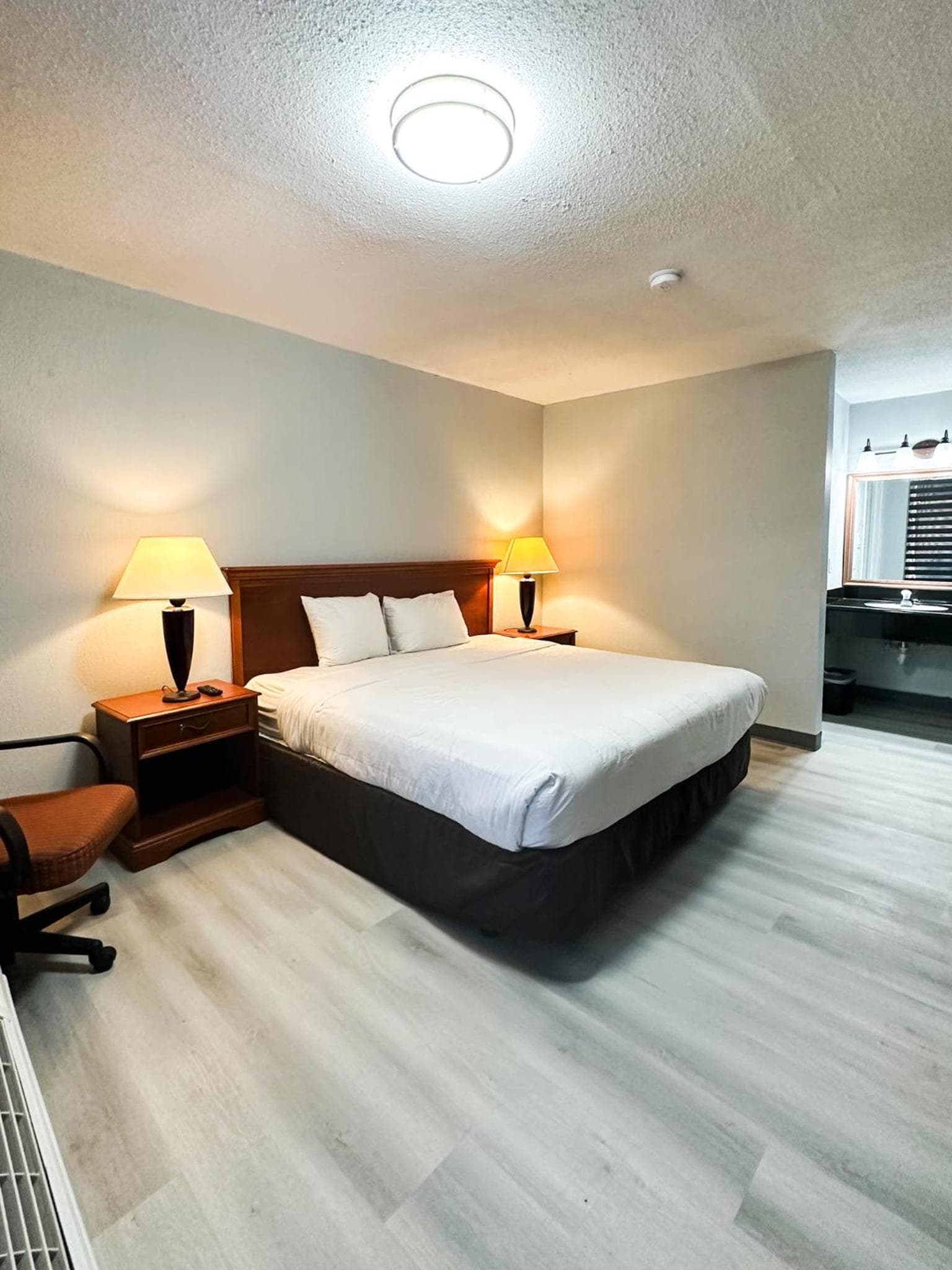 GreenTree Hotel & Extended Stay I-10 FWY Houston, Channelview, Baytown gallery photo in Channelview, TX — image 41