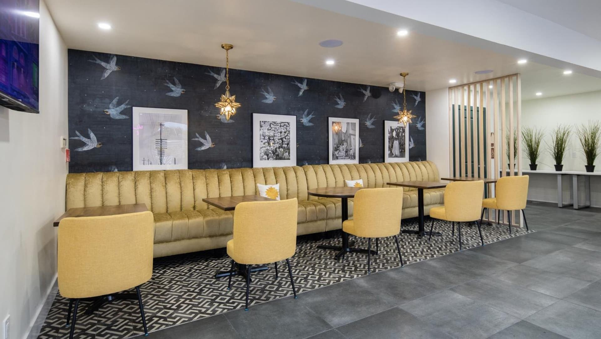 The Catrina Hotel property views in San Mateo, CA — gallery photo 3