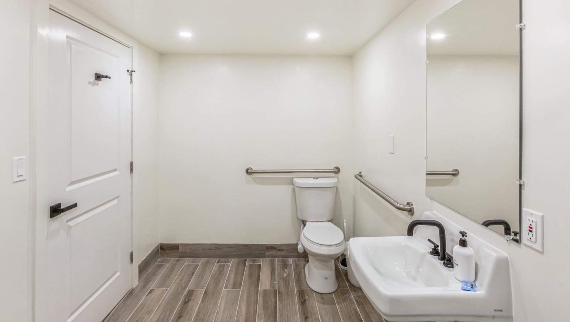 The Catrina Hotel gallery photo in San Mateo, CA — image 39