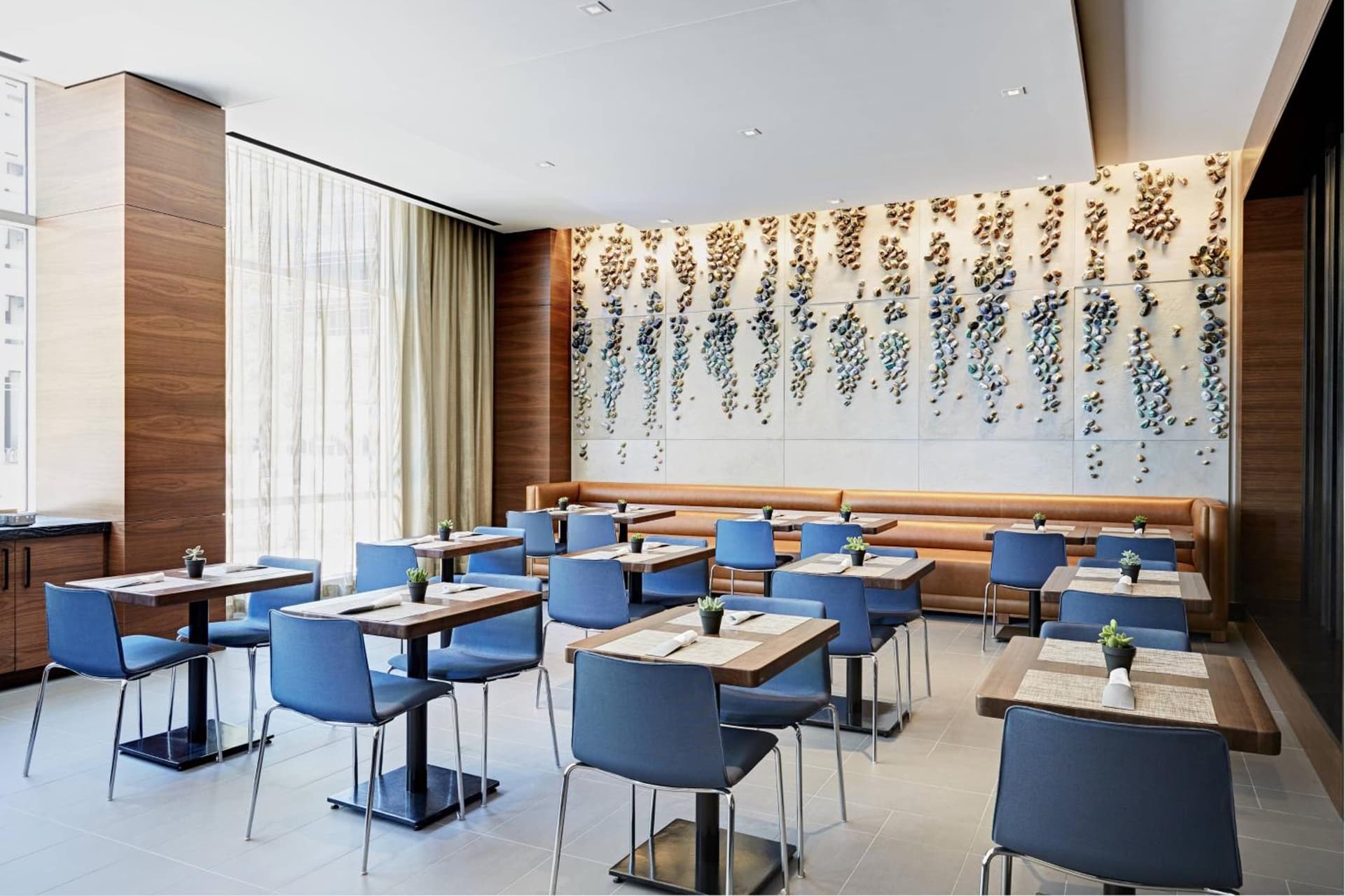 AC Hotel by Marriott Phoenix Tempe/Downtown gallery photo in Tempe, AZ — image 32