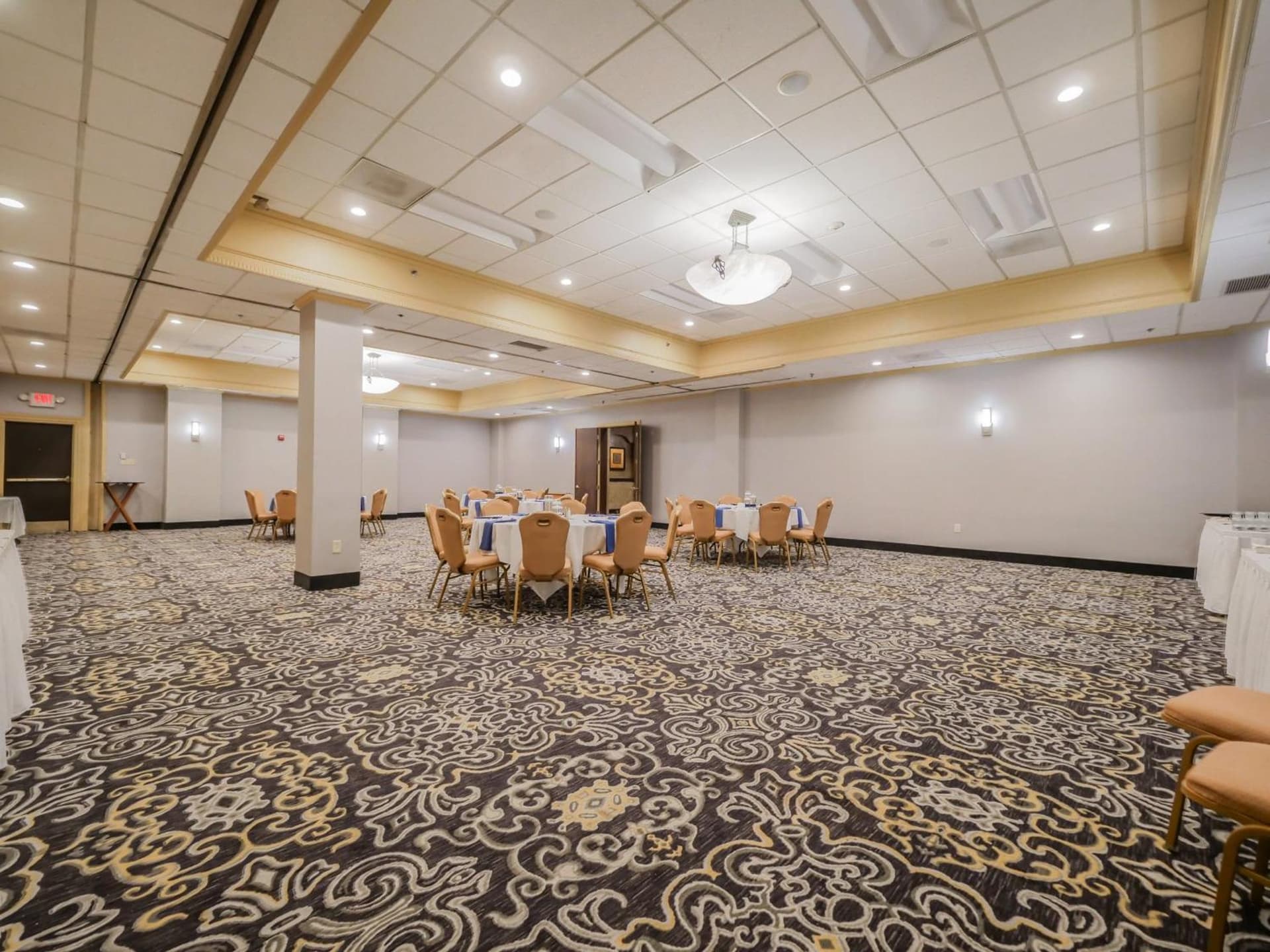 Crowne Plaza Cleveland Airport by IHG gallery photo in Middleburg Heights, OH — image 13