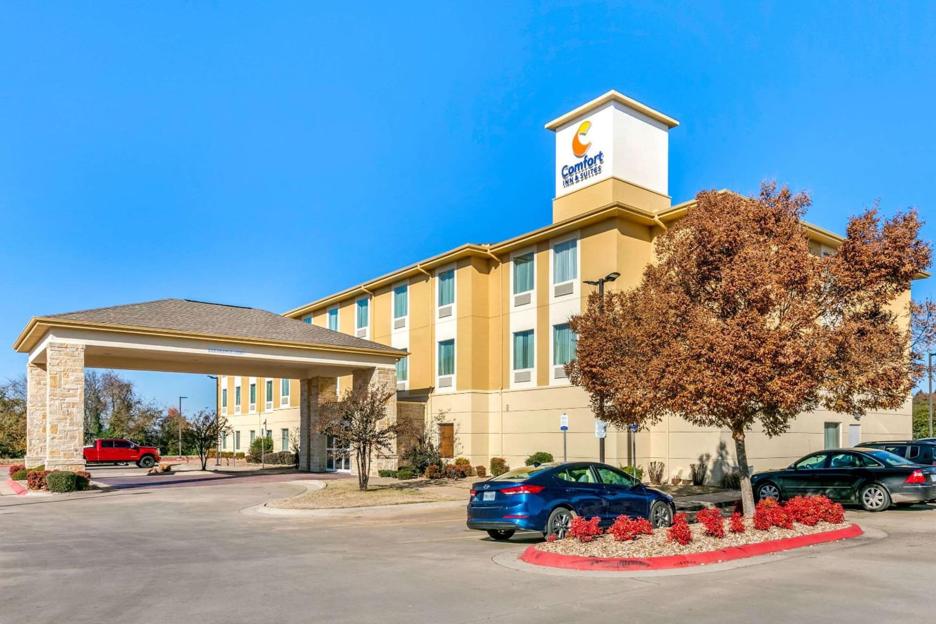 Comfort Inn & Suites Van Buren - Fort Smith featured exterior or lobby in Van Buren, AR — similar hotel