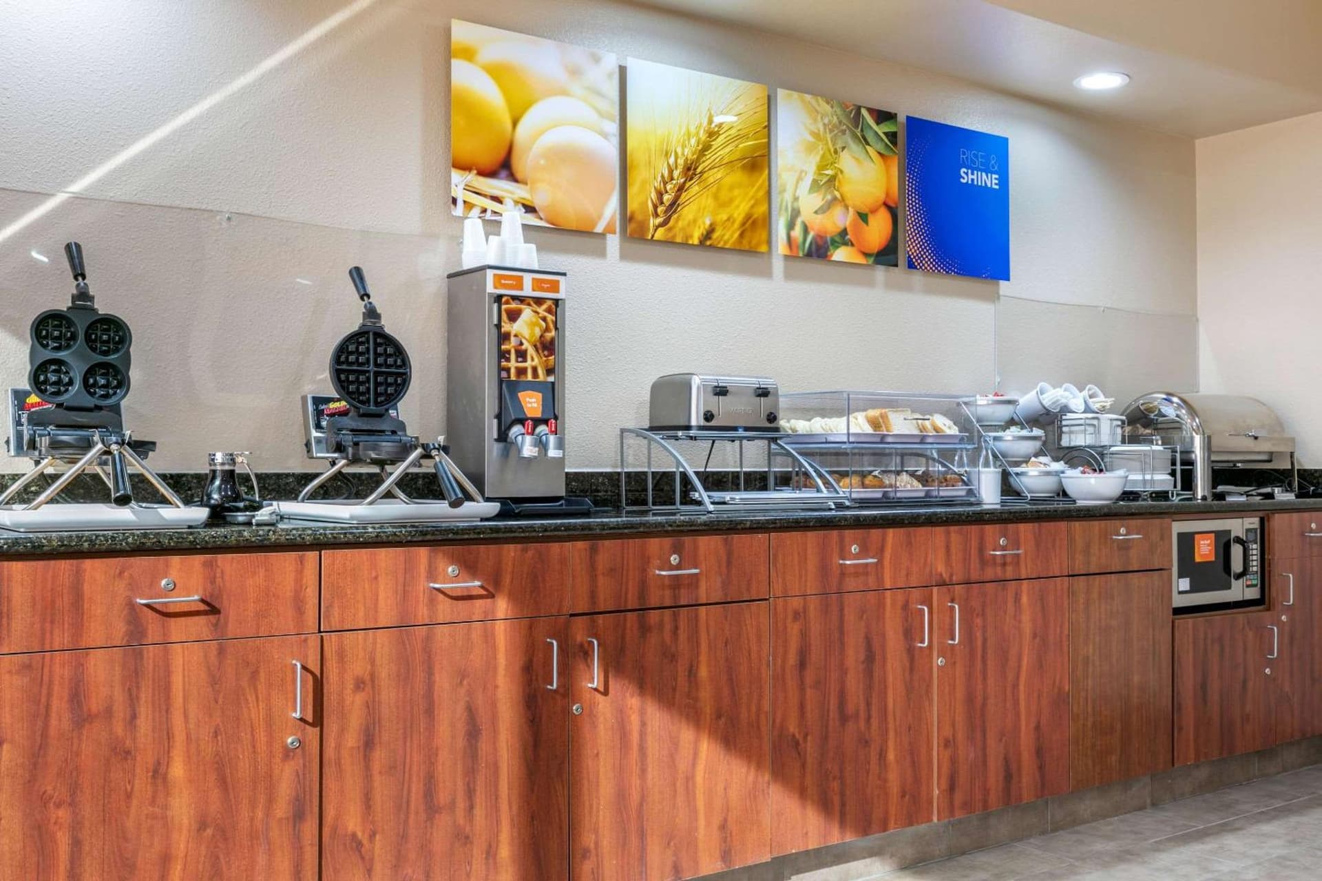 Comfort Inn & Suites Van Buren - Fort Smith gallery photo in Van Buren, AR — image 22