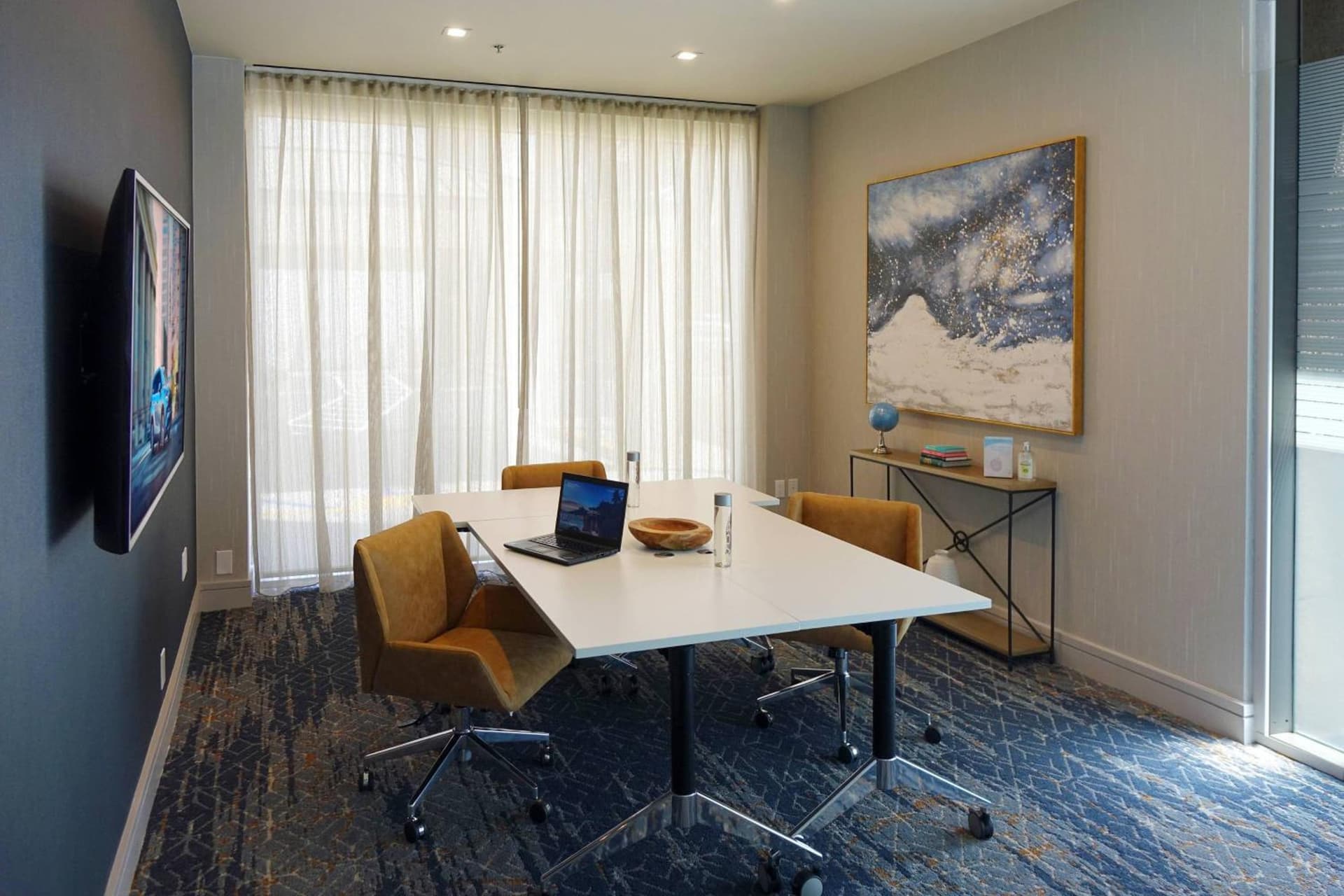 Courtyard by Marriott Los Angeles LAX / Century Boulevard gallery photo in Los Angeles, CA — image 38