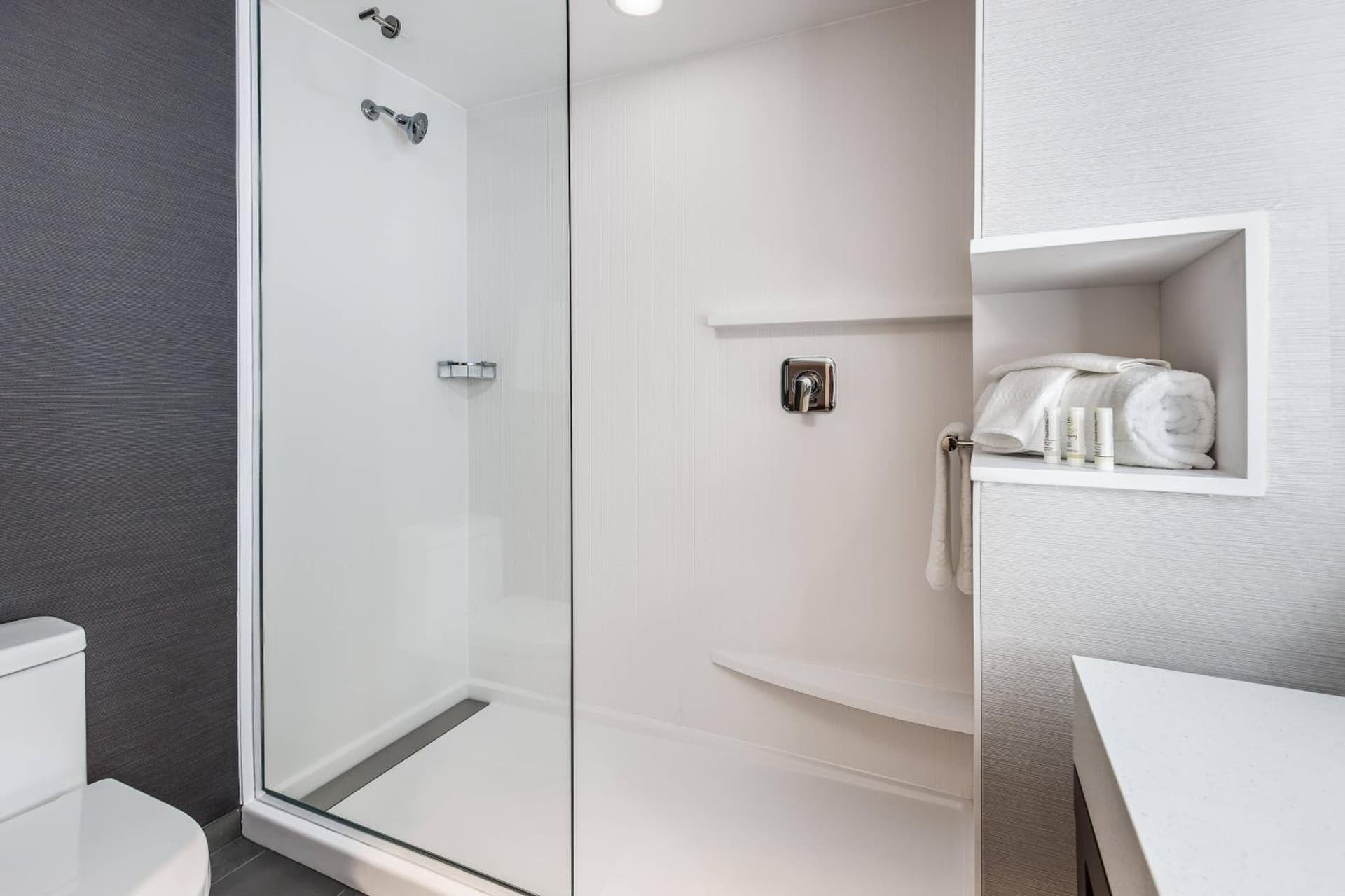 Courtyard by Marriott Pensacola I-10 West gallery photo in Pensacola, FL — image 14