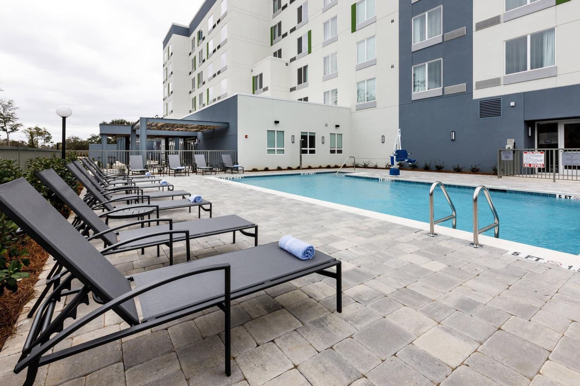 Courtyard by Marriott Pensacola I-10 West gallery photo in Pensacola, FL — image 7
