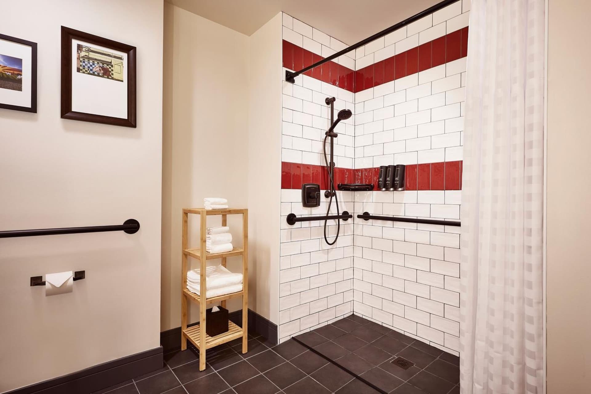 The Scarlet, Lincoln, a Tribute Portfolio Hotel gallery photo in Lincoln, NE — image 61
