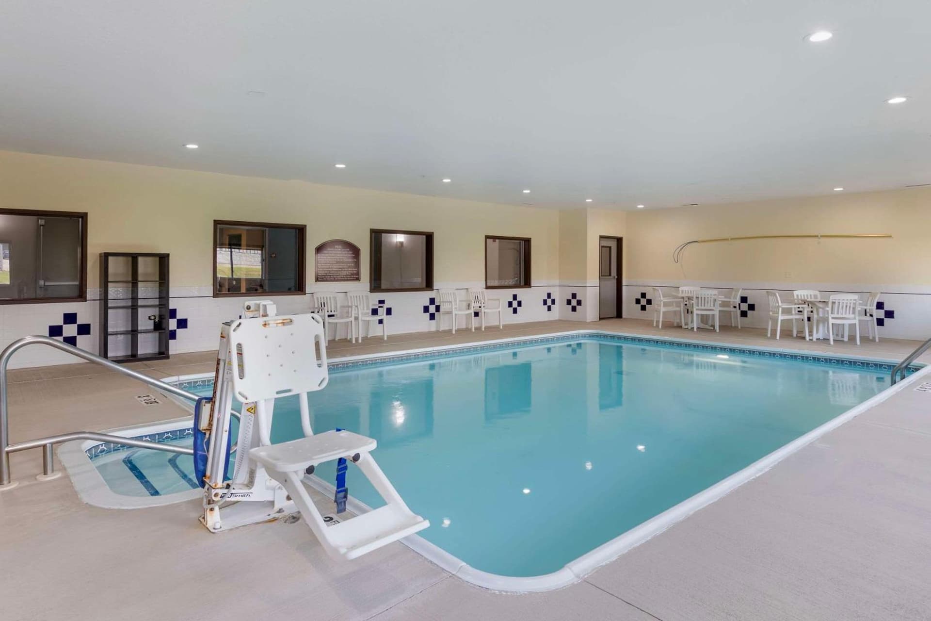 Comfort Inn & Suites Davenport - Quad Cities gallery photo in Davenport, IA — image 30