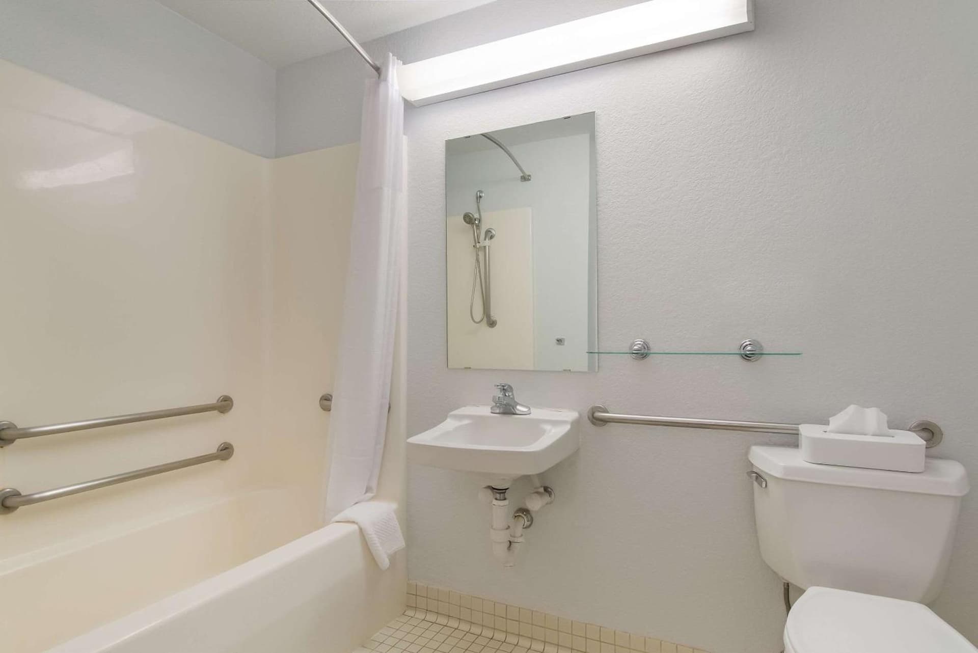 MainStay Suites Denver Tech Center gallery photo in Centennial, CO — image 7