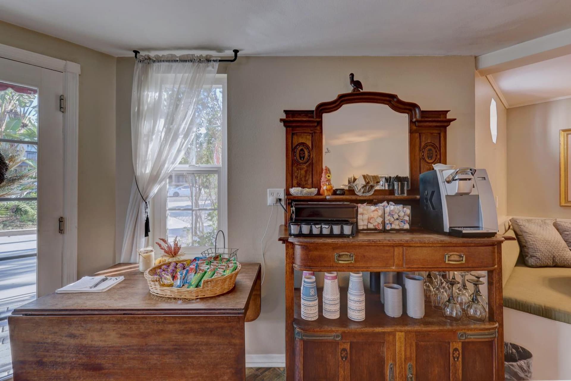 Pelican Cove Inn gallery photo in Carlsbad, CA — image 31